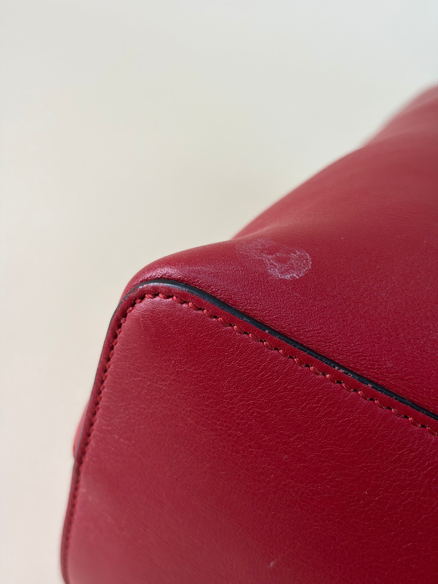 Gucci reed apollo tote bag gg embossed calfskin leather gold