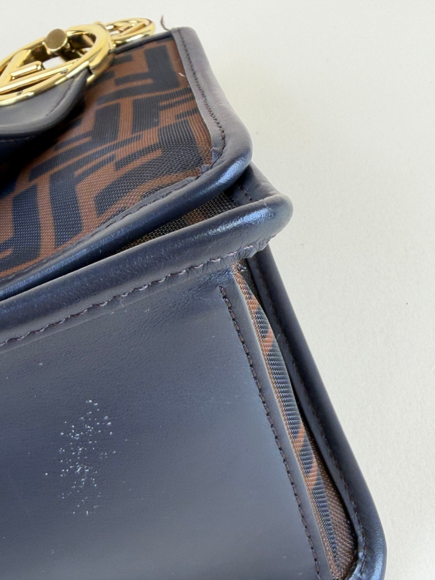 FENDI kan i brown ff mesh and leather shoulder bag