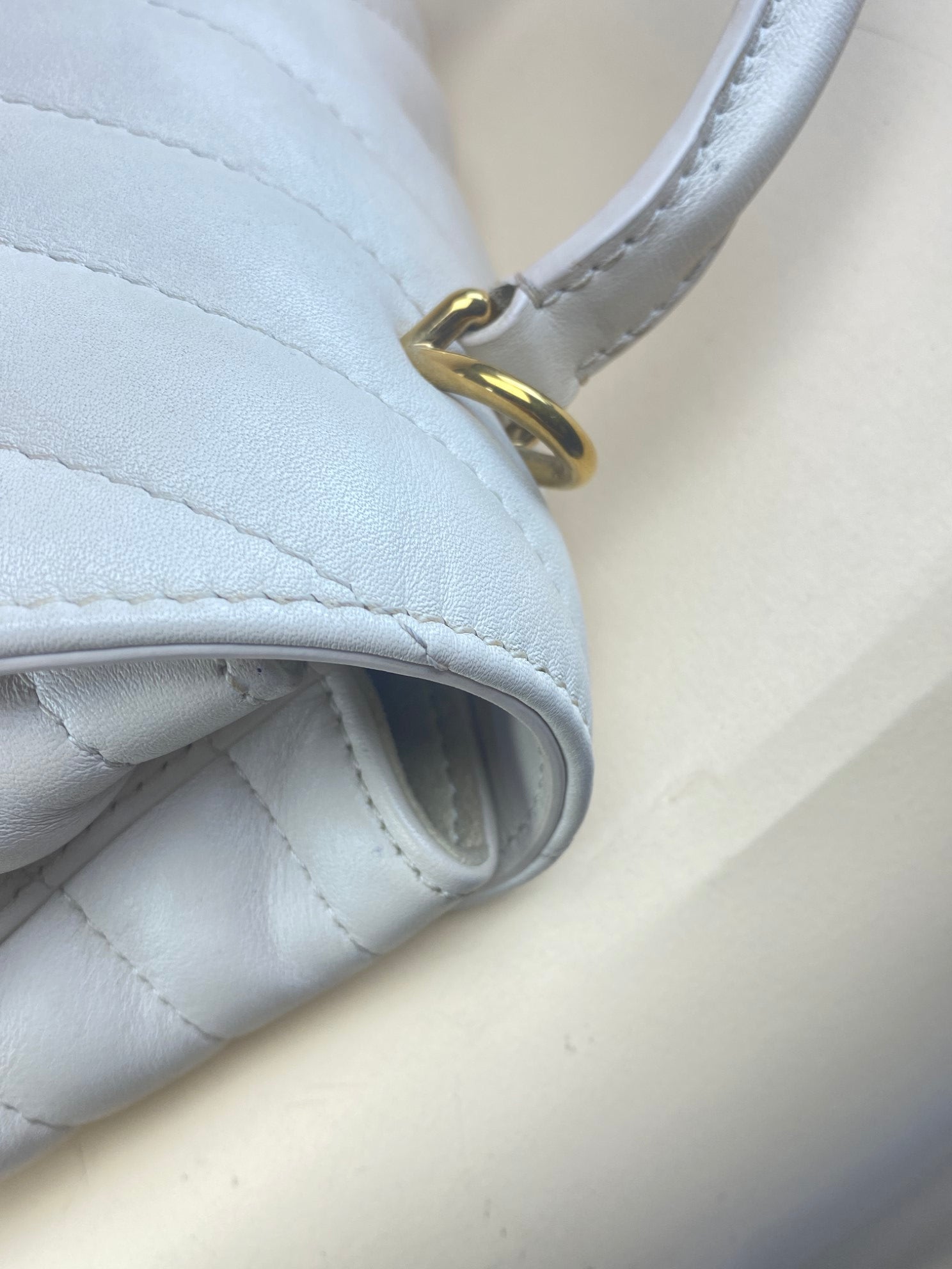 Louis Vuitton Beige Hold Me New Wave Top Handle Bag