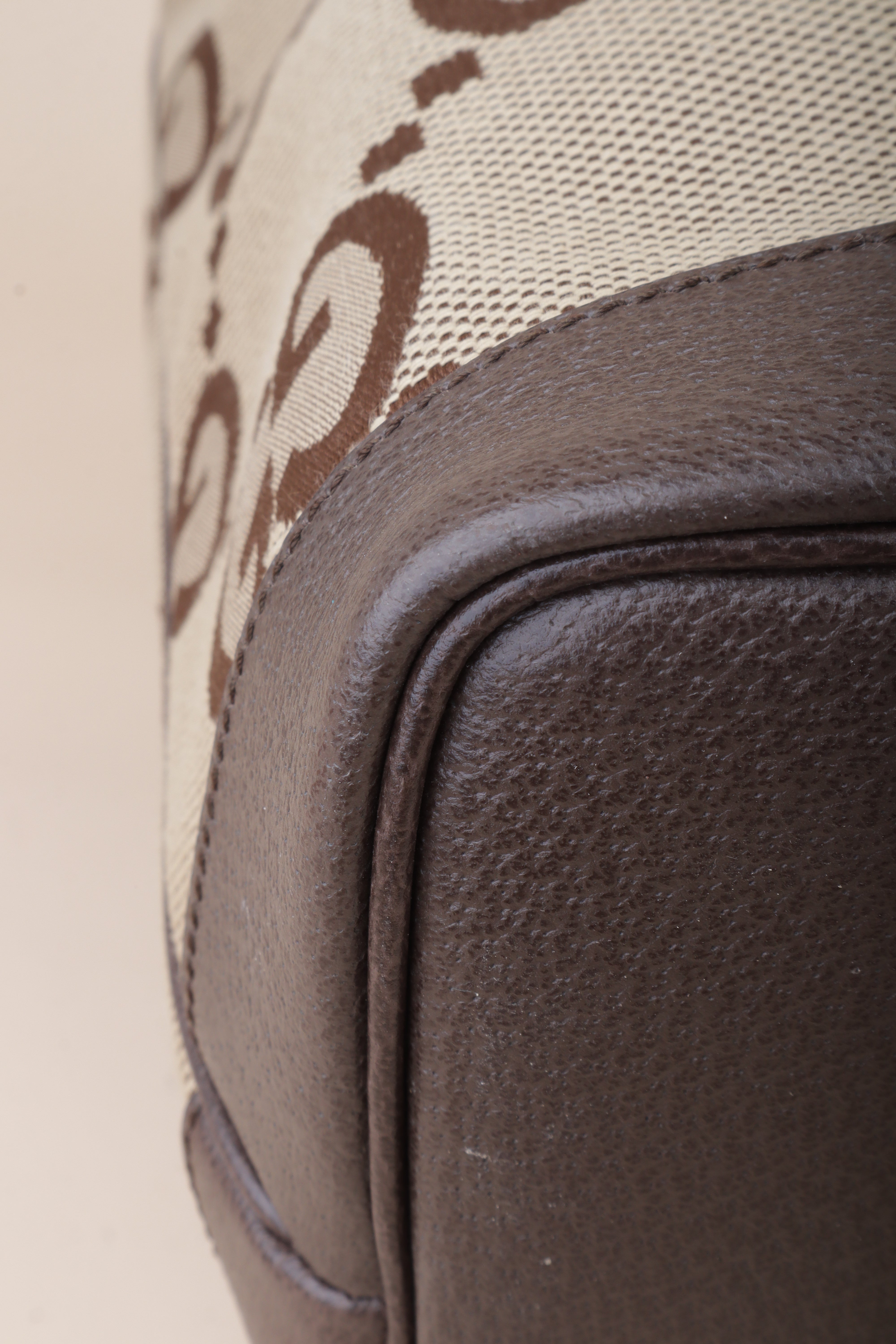 Gucci Brown GG Jumbo Shopping Ophidia Bag