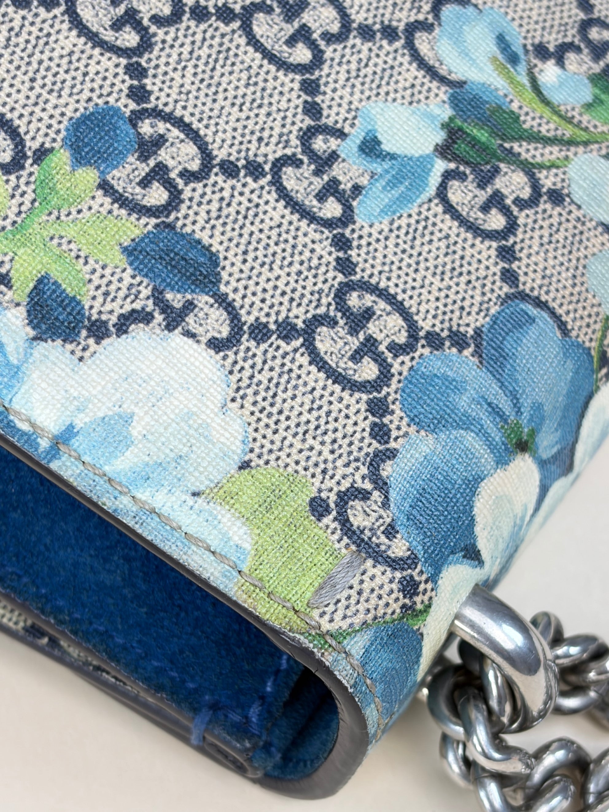 Gucci gg supreme monogram blue florad Dionysus mini