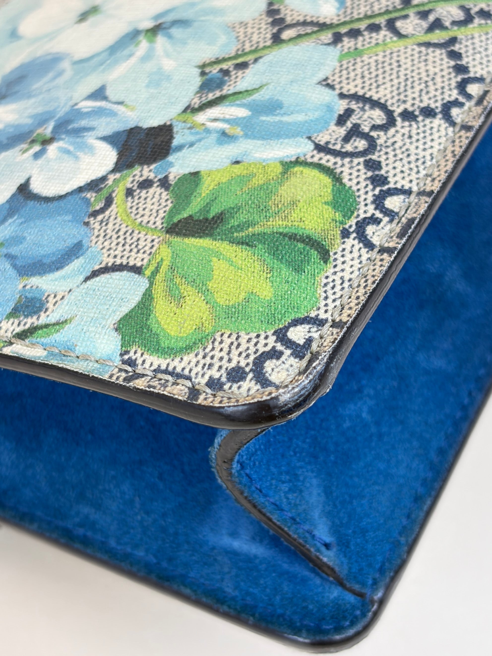 Gucci gg supreme monogram blue florad Dionysus mini