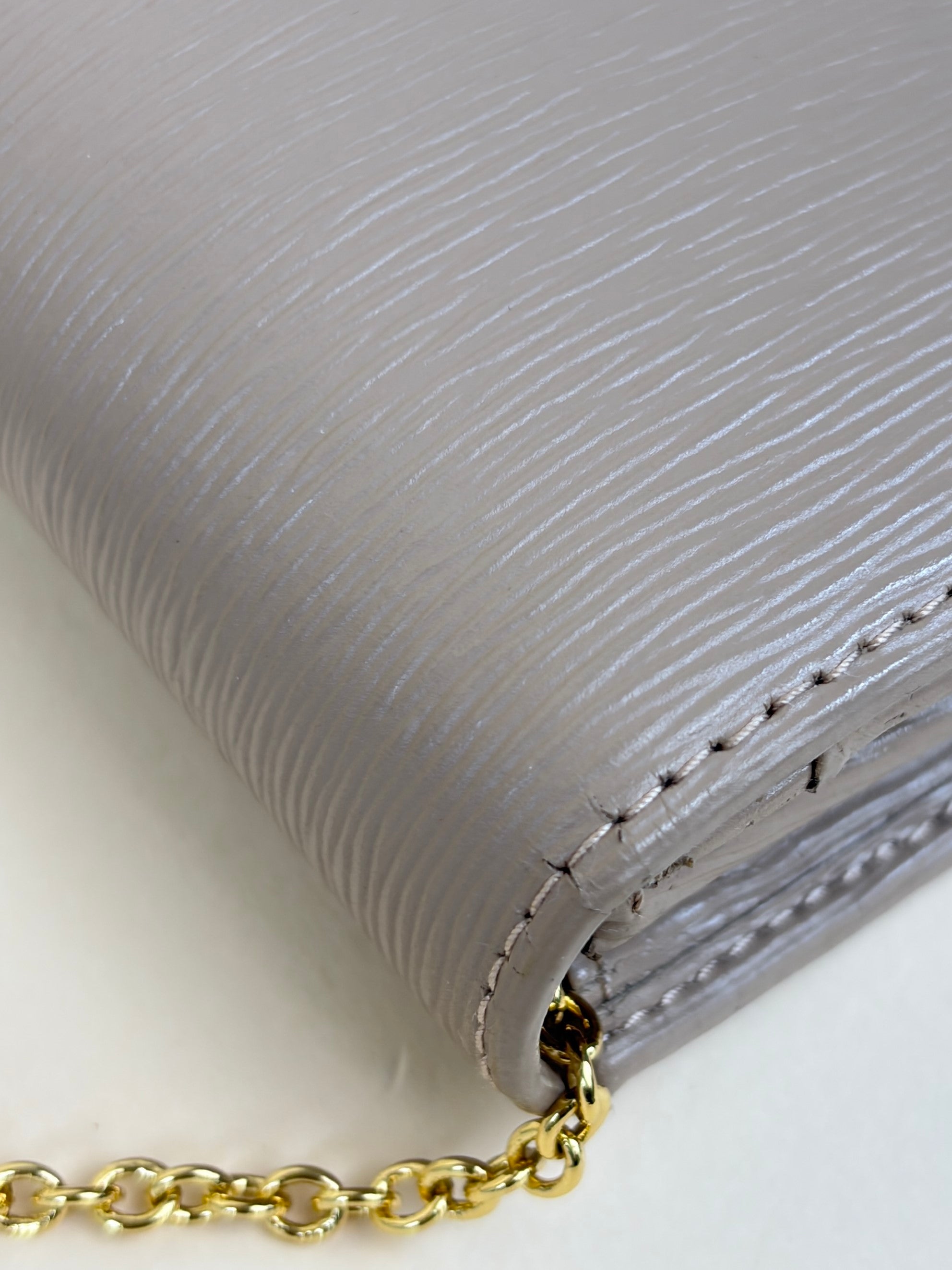 Prada Cammeo vitello move leather continental wallet