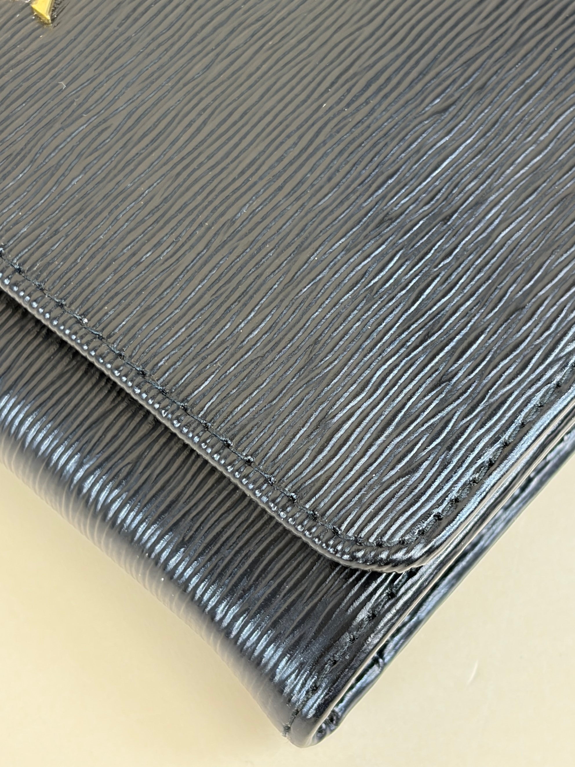 Prada black vitello move leather continental wallet