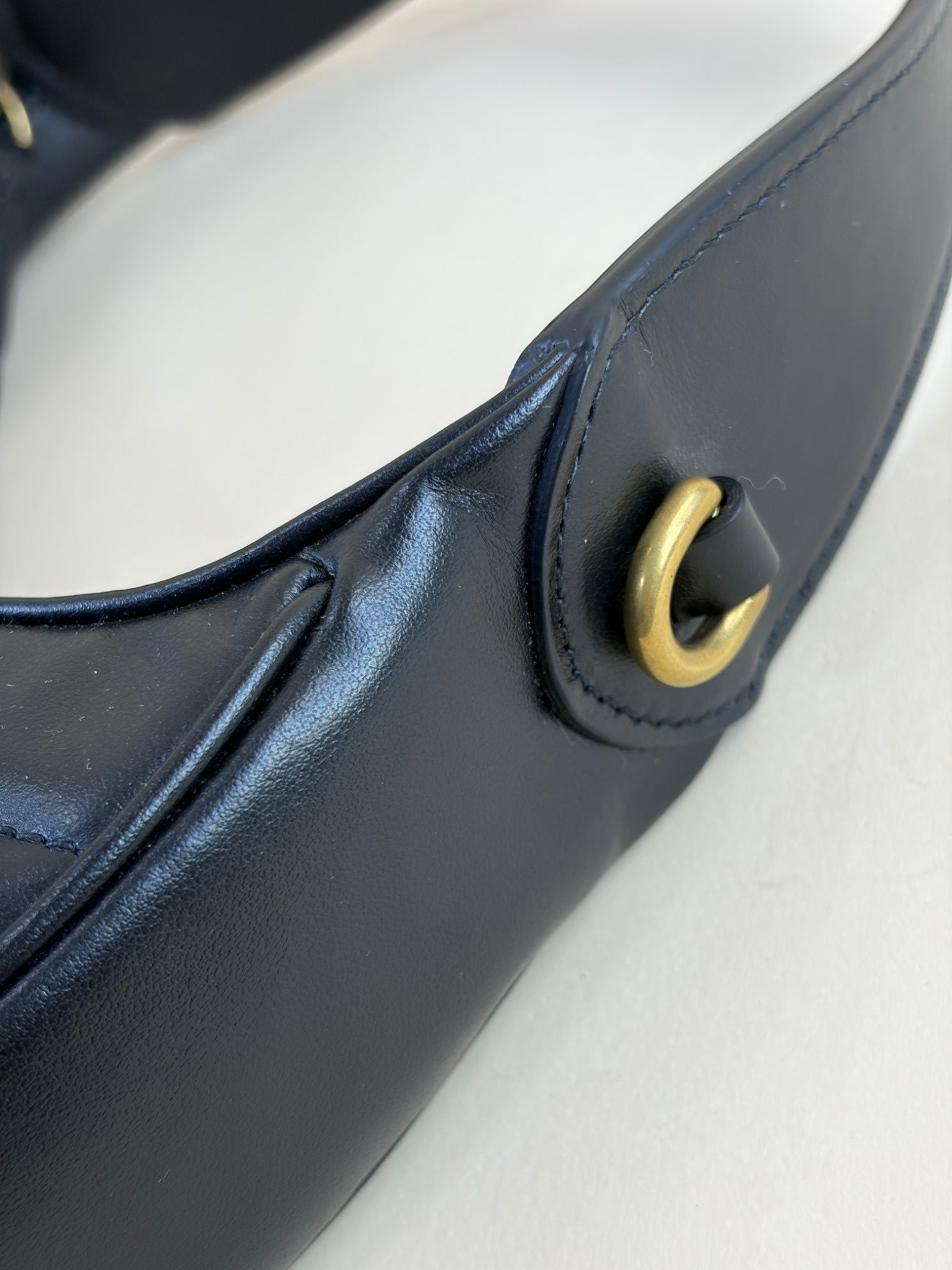 Gucci calfskin matelassé Black chevron small GG Marmont half-moon hob bag