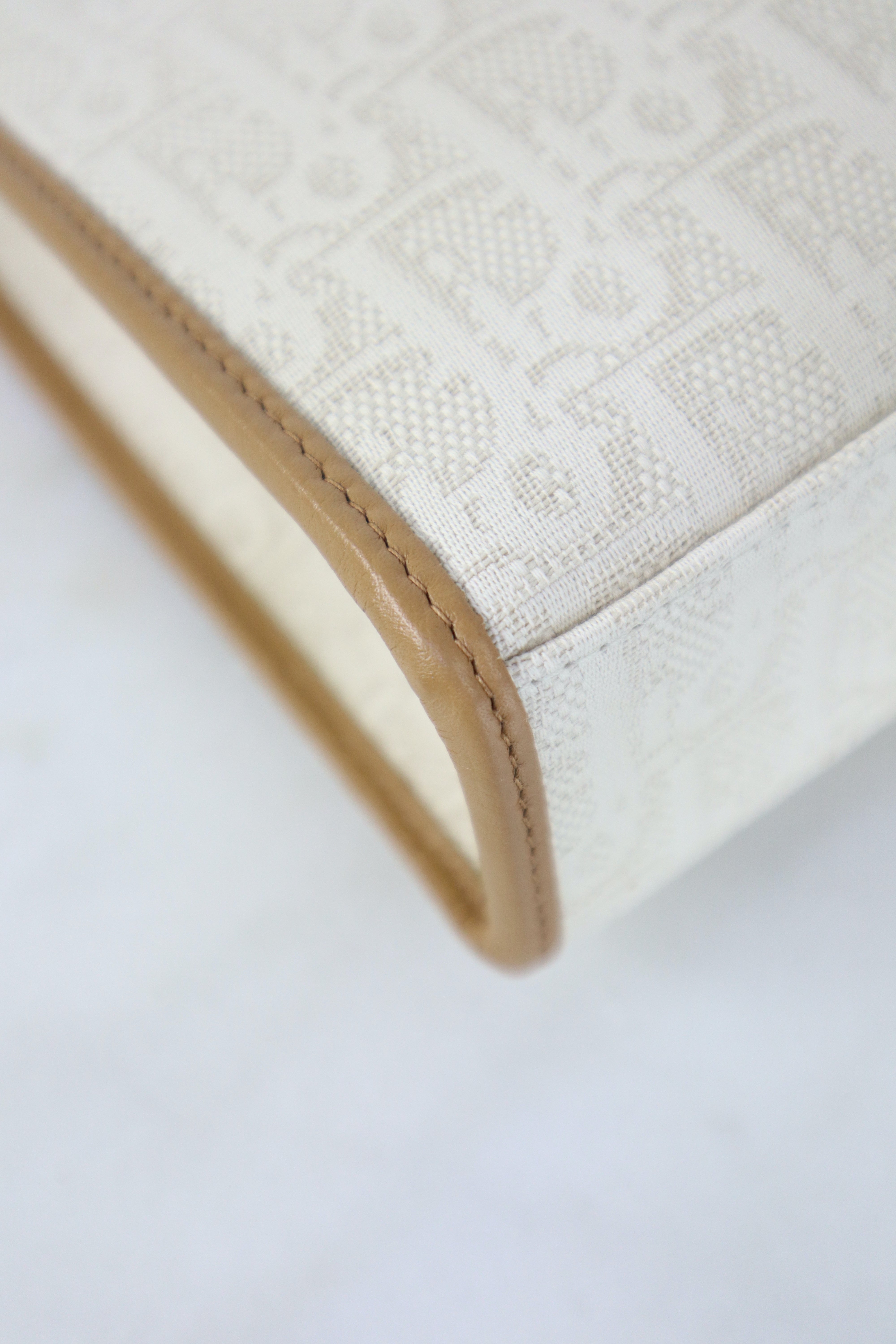 Christian Dior Natural Oblique Montaigne Dea Pouch
