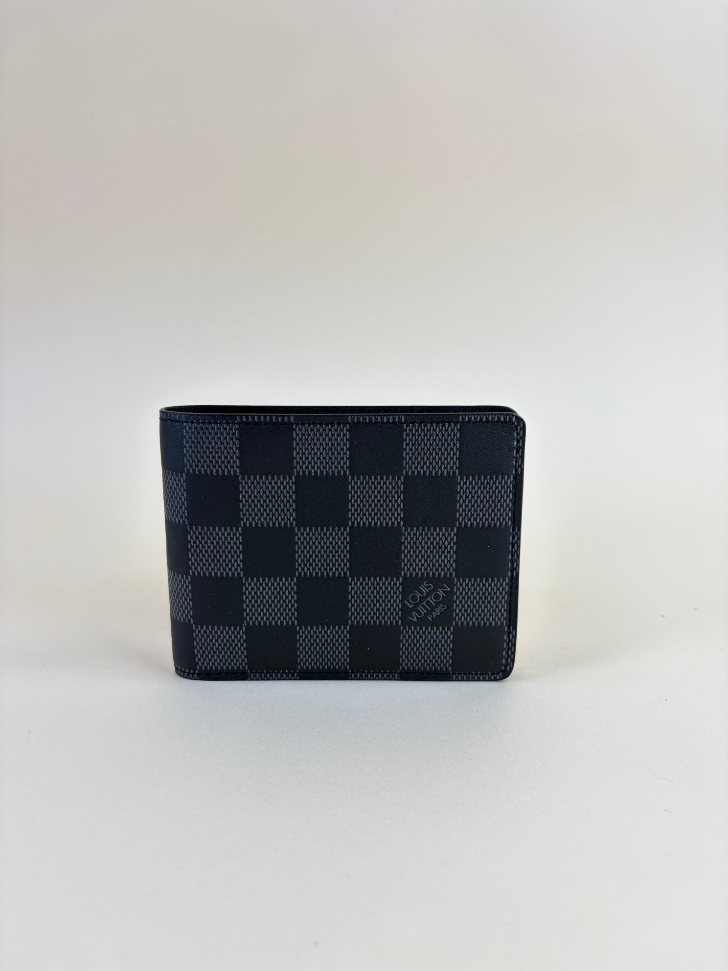 Louis Vuitton damier multiple Infini man small wallet
