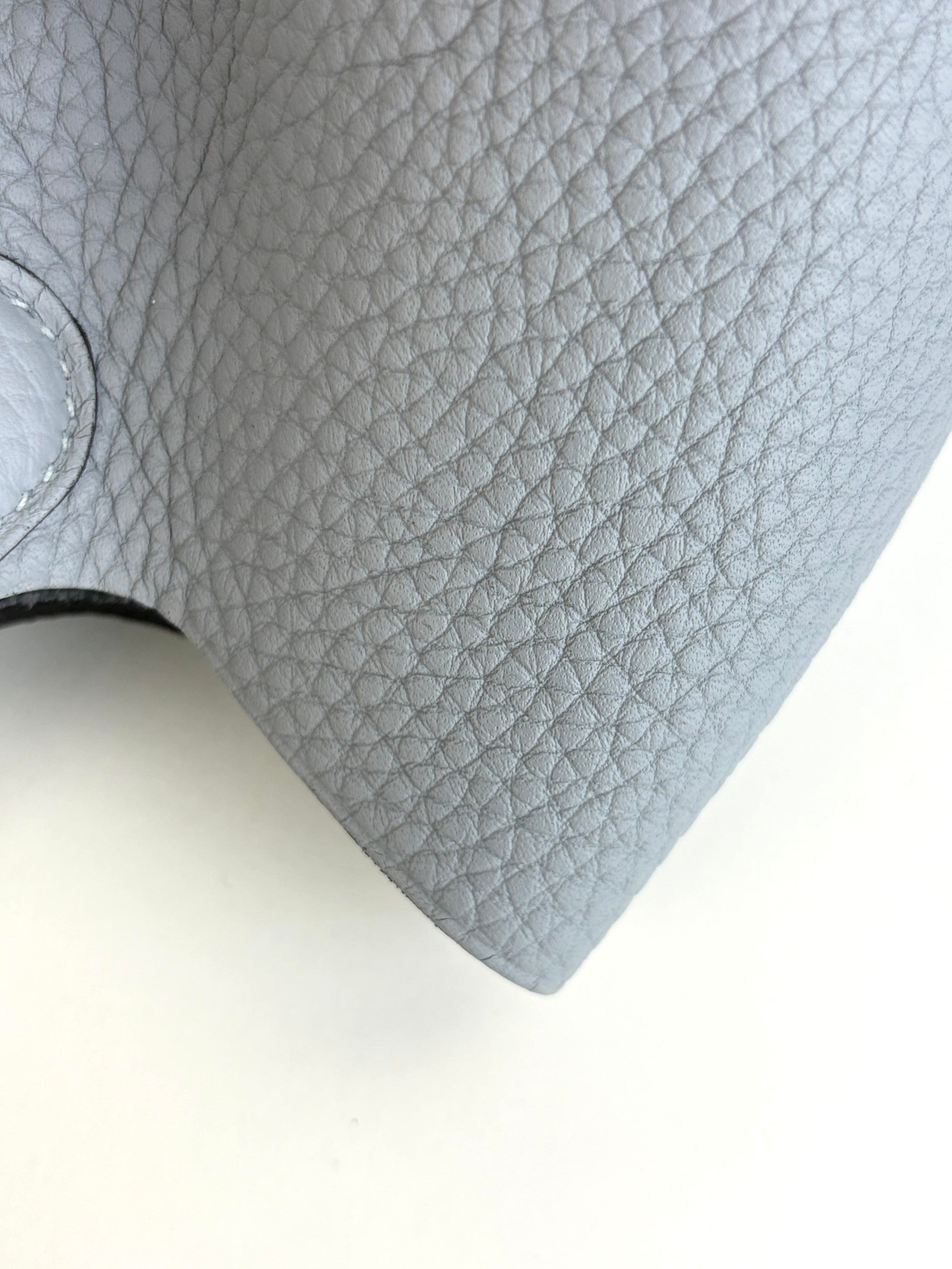 Hermes gris pant tin Tauillon Clemence picoting lock 18 bag