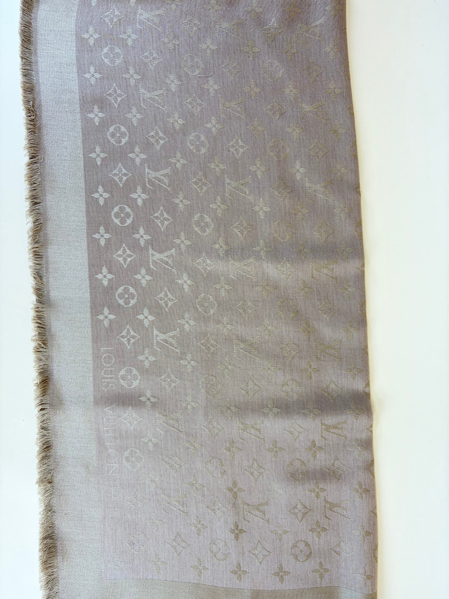 Louis Vuitton Bicolor Monogram So Shine Scarf