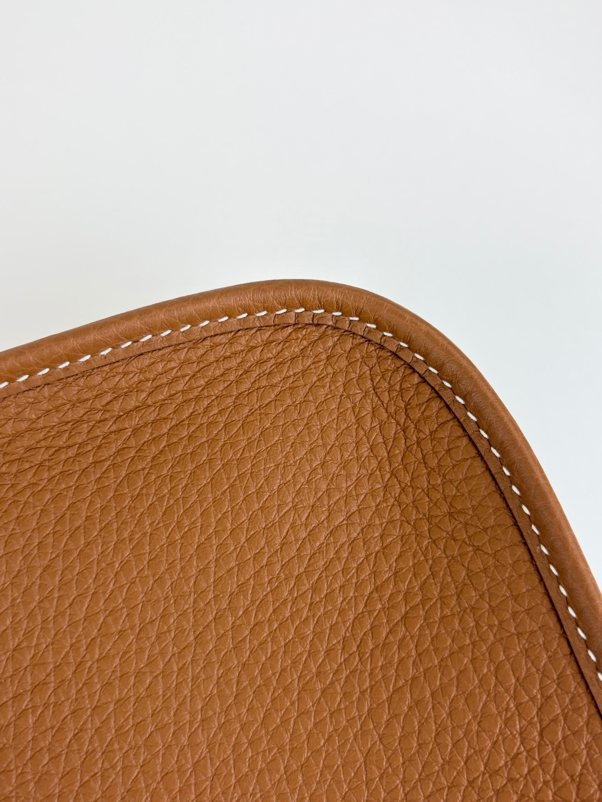 Hermes gold taurillon Clemence Evelyne 16 amazon bag