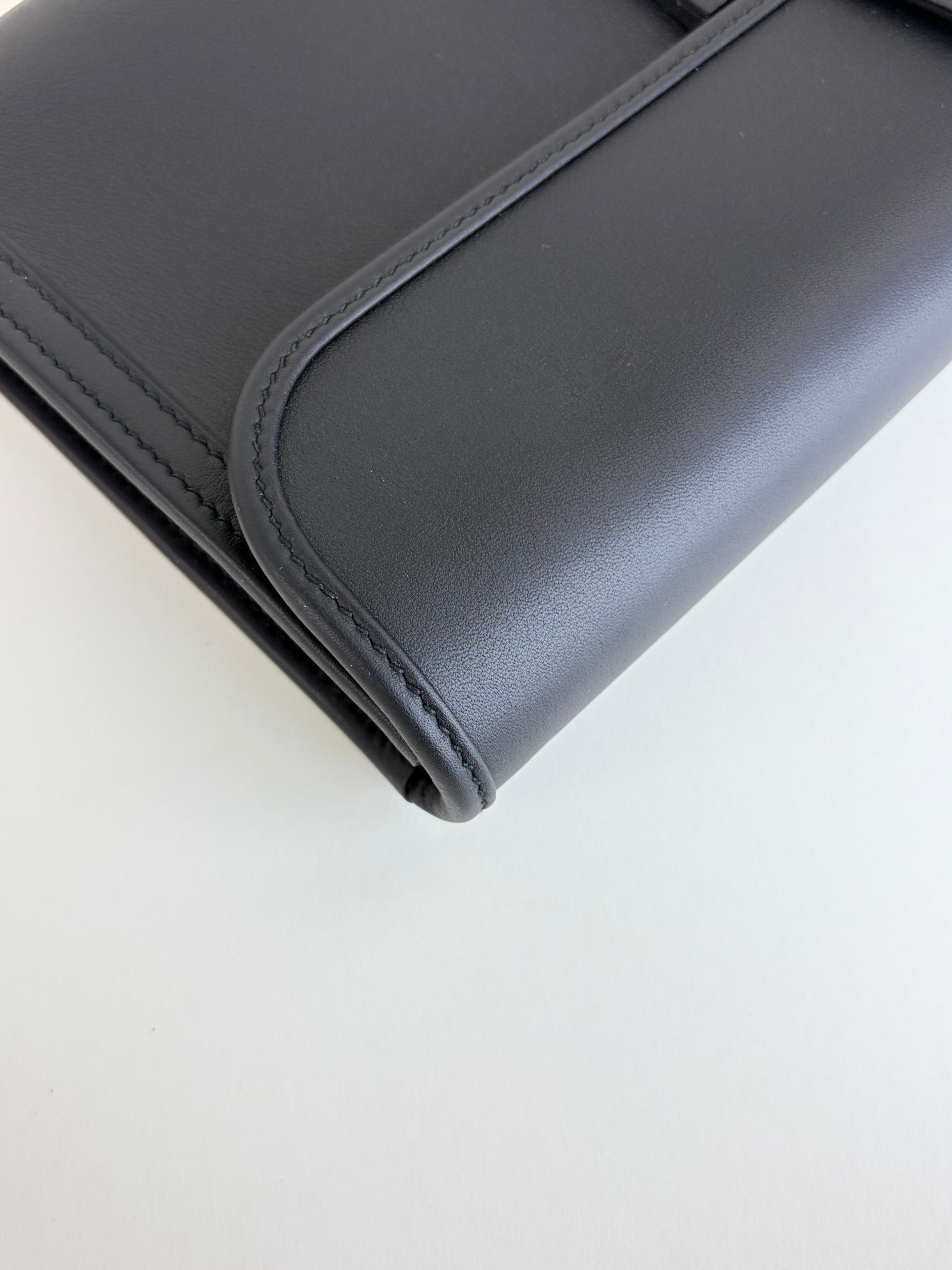 Hermes noir swift tige elan 29 clutch