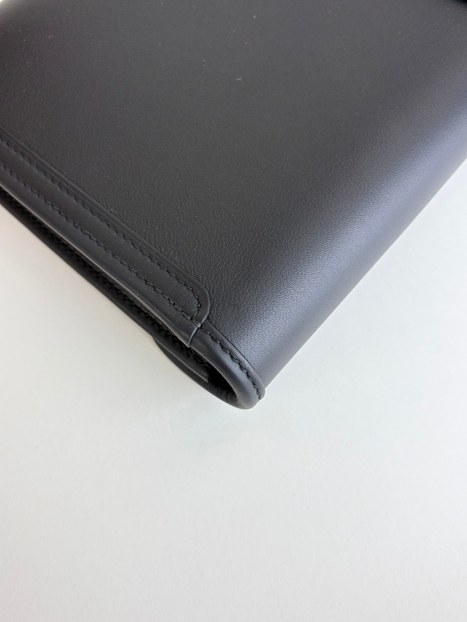 Hermes noir swift tige elan 29 clutch