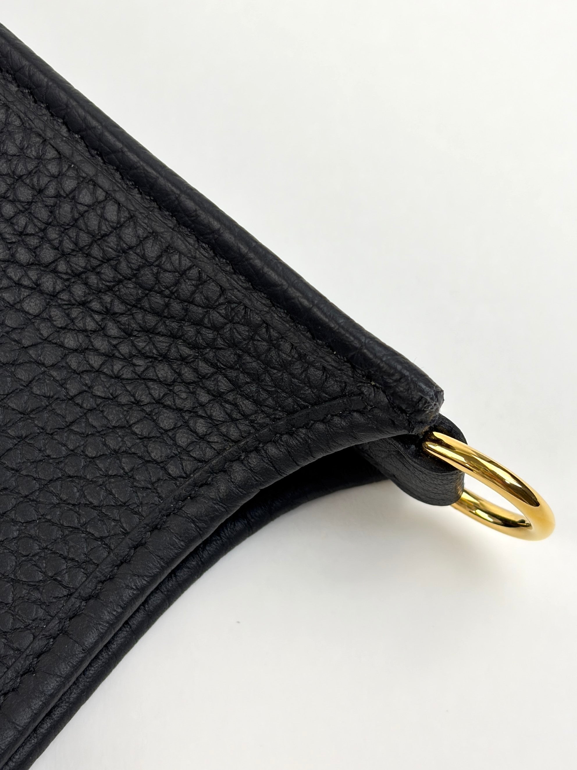 Hermes gold taurillon Clemence Evelyne 16 amazon bag