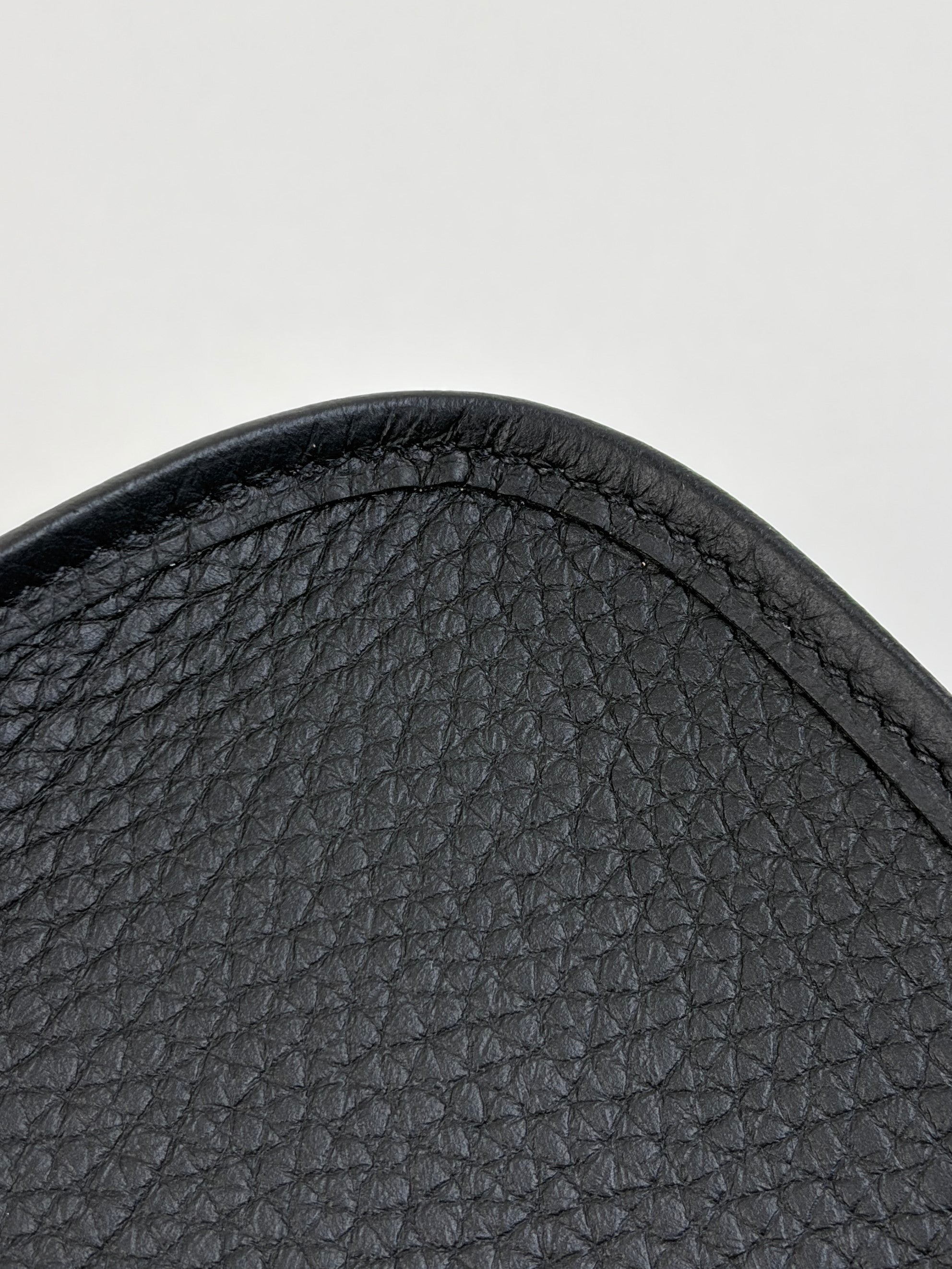 Hermes gold taurillon Clemence Evelyne 16 amazon bag