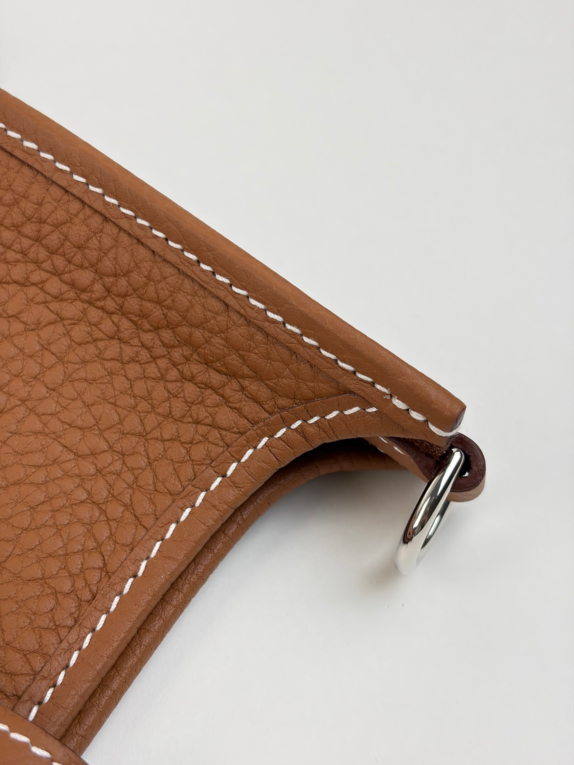 Hermes gold taurillon Clemence Evelyne 16 amazon bag