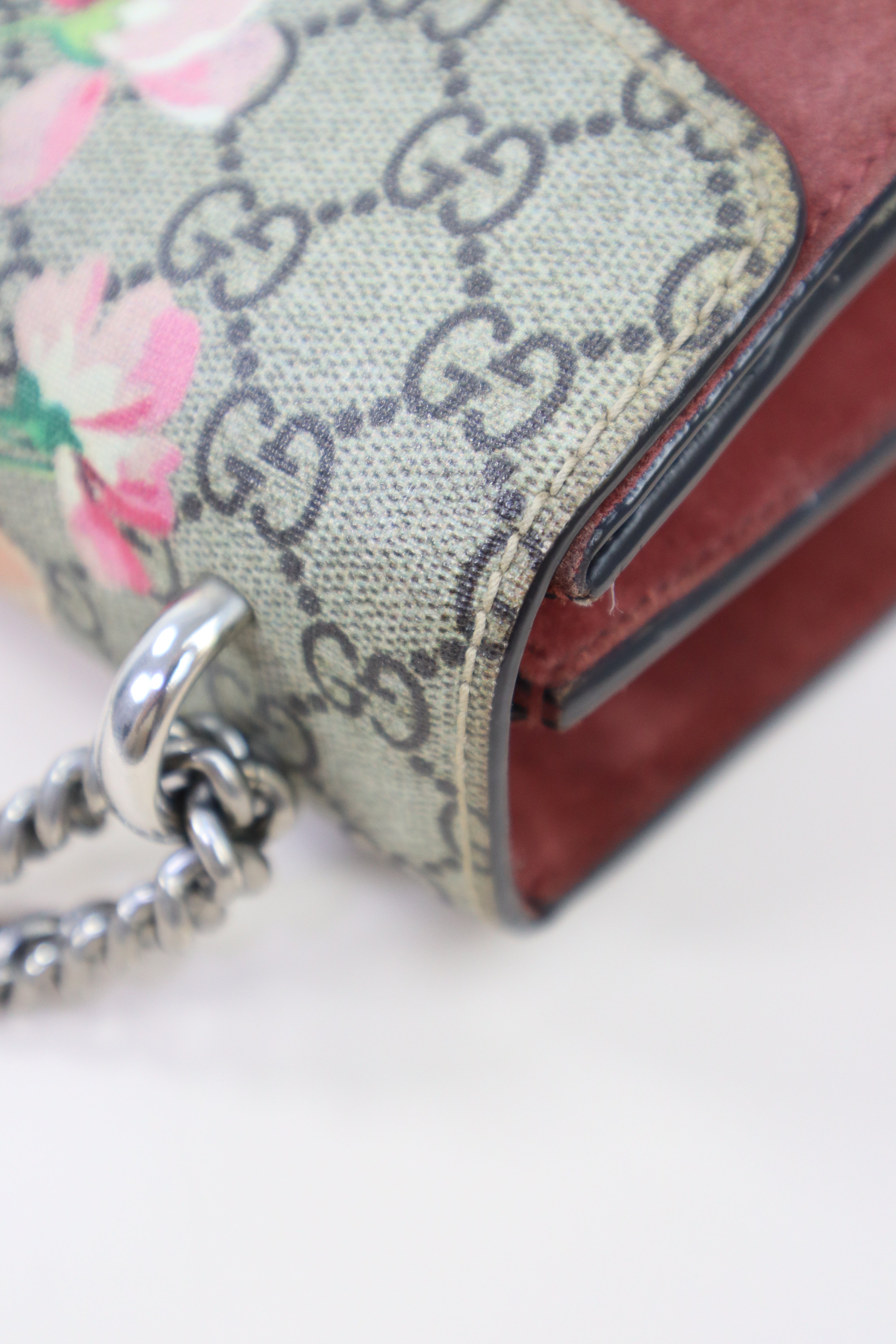 Gucci Bicolor GG Supreme Dionysus Blooms Small Shoulder Bag