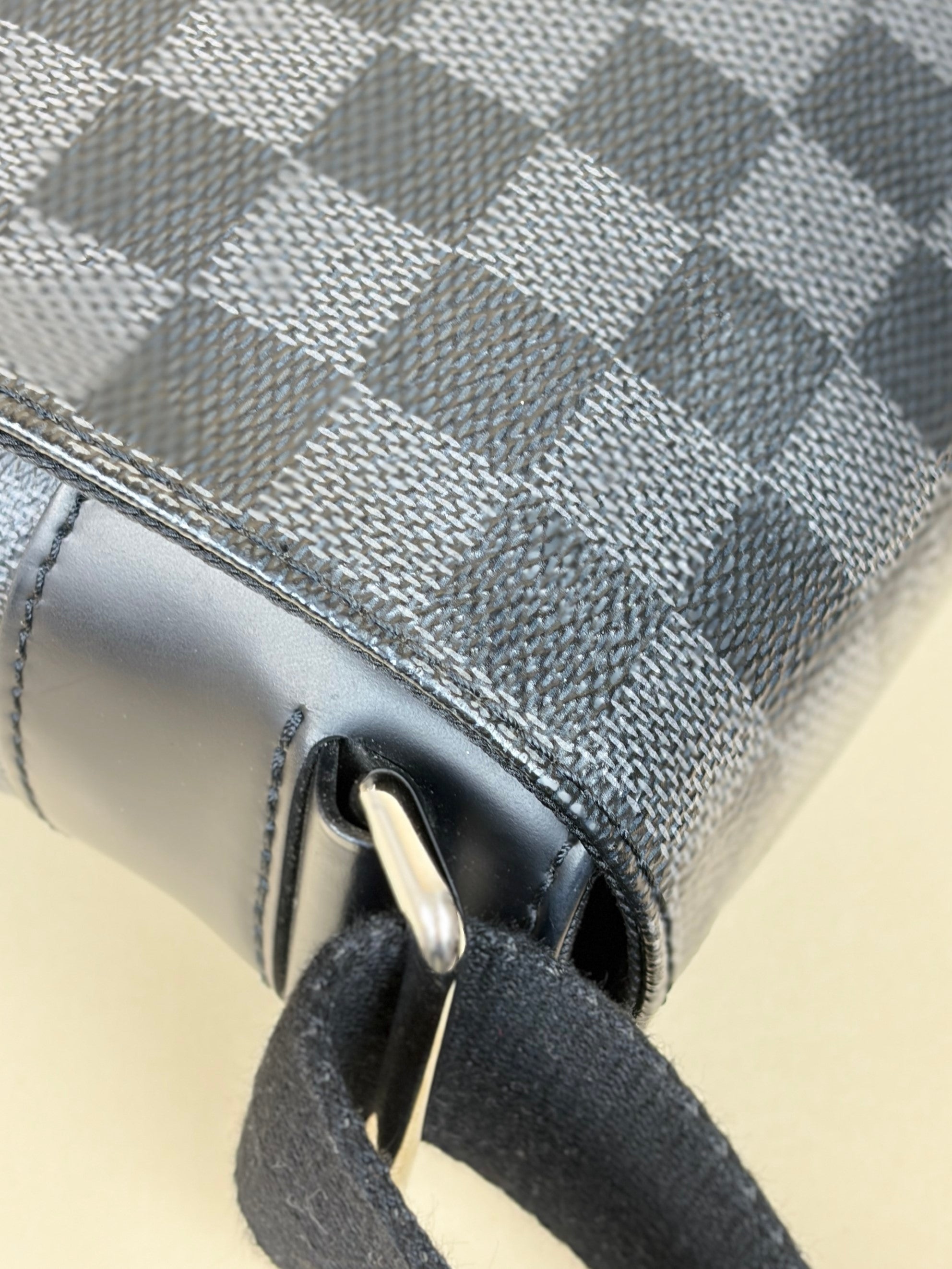 Louis Vuitton Damier Graphite District MM Messenger Bag