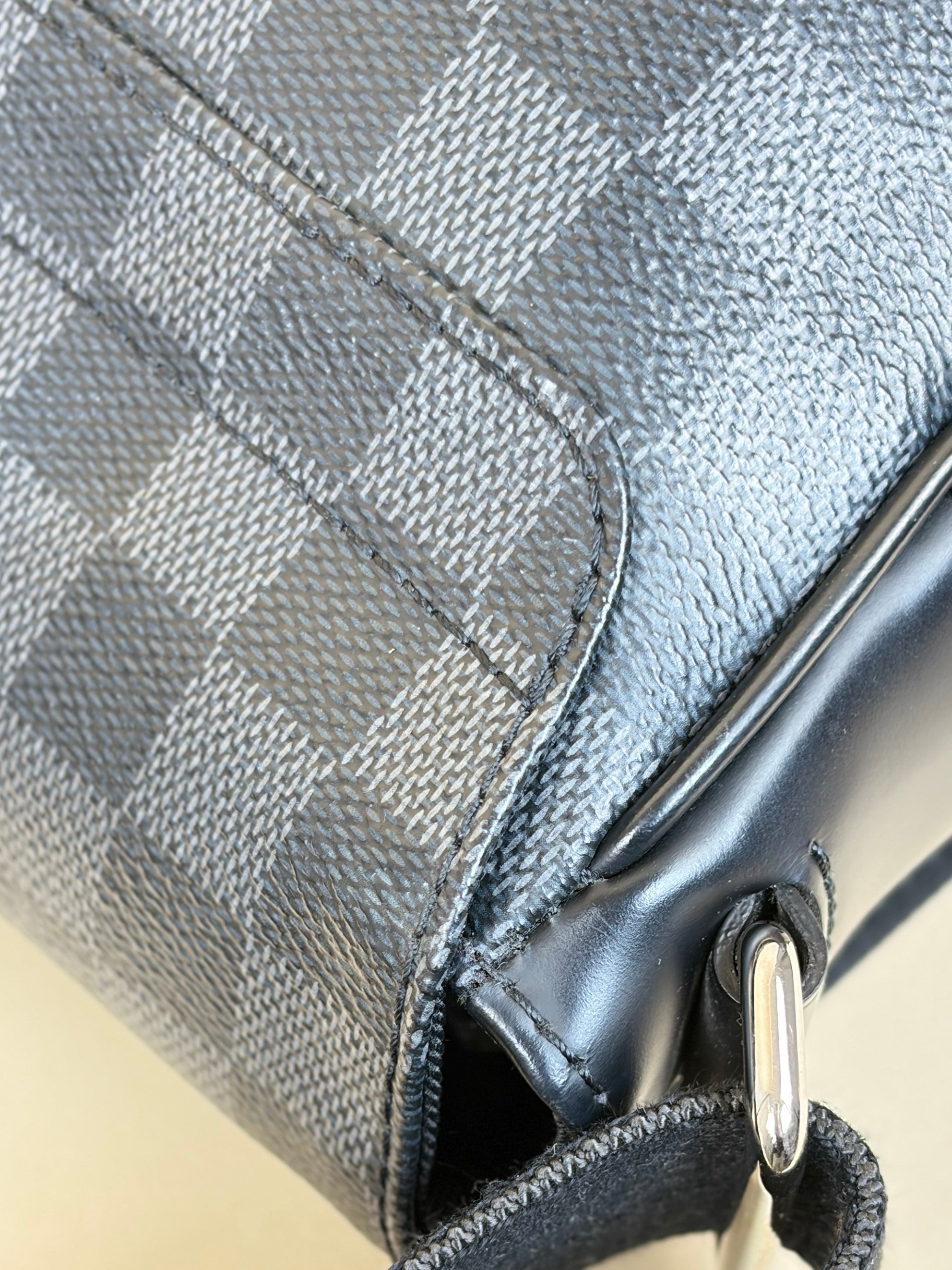 Louis Vuitton Damier Graphite District MM Messenger Bag