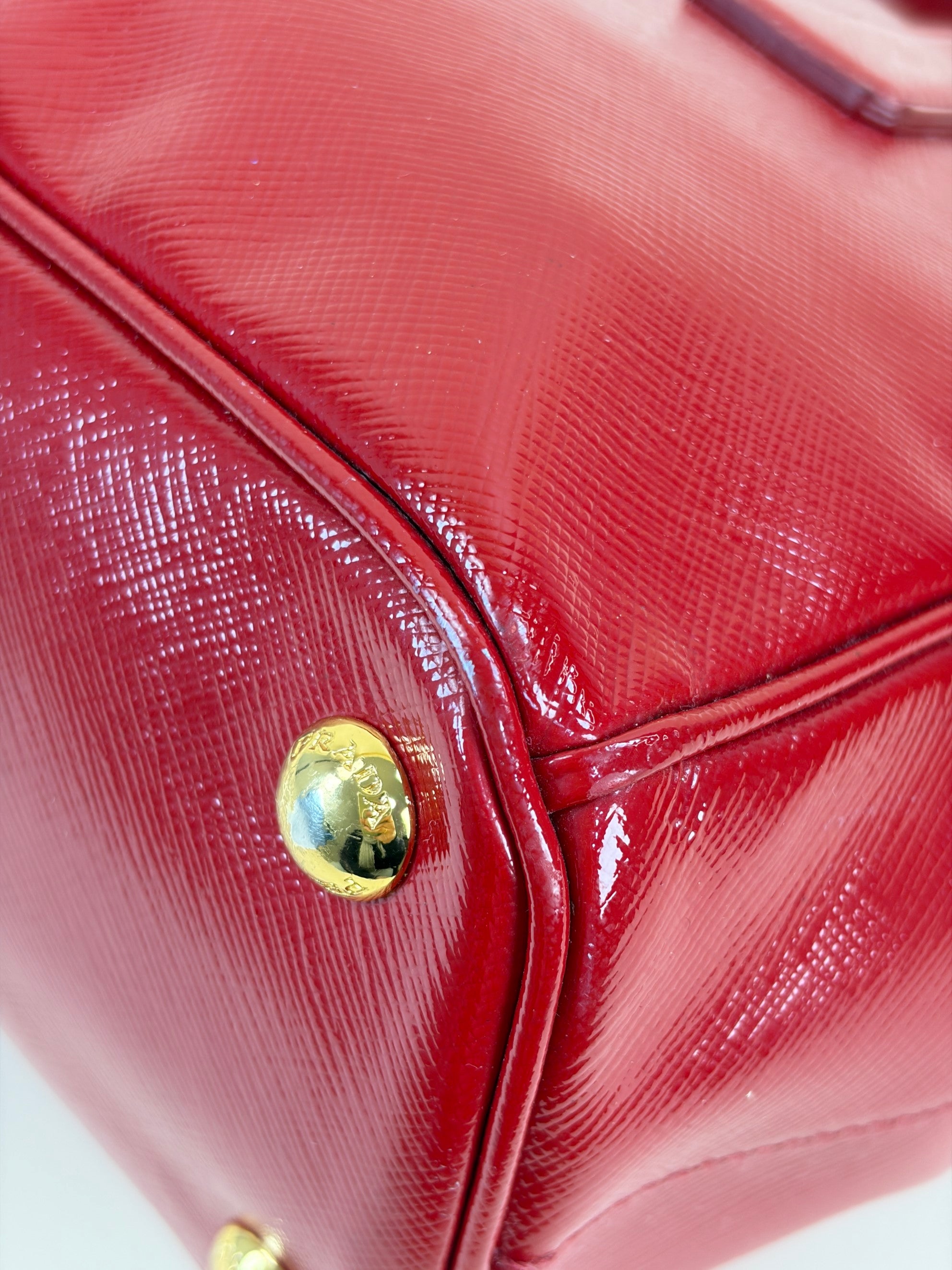 Prada shiny red small galleria saffiano leather double zip