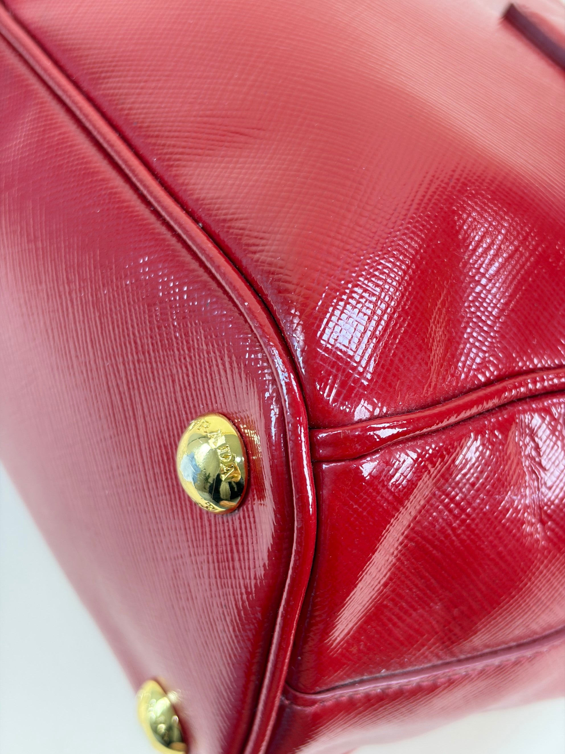 Prada shiny red small galleria saffiano leather double zip
