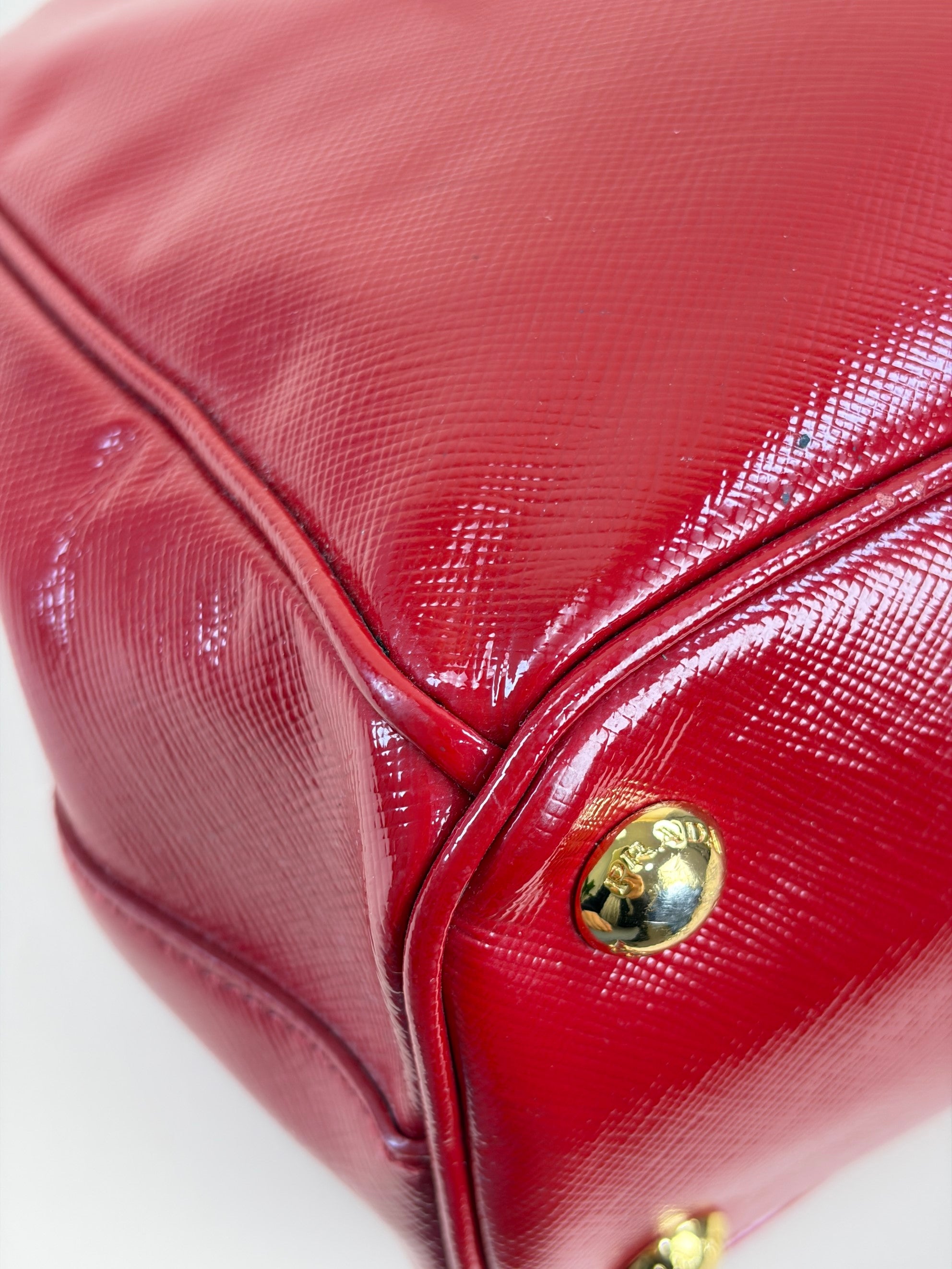 Prada shiny red small galleria saffiano leather double zip