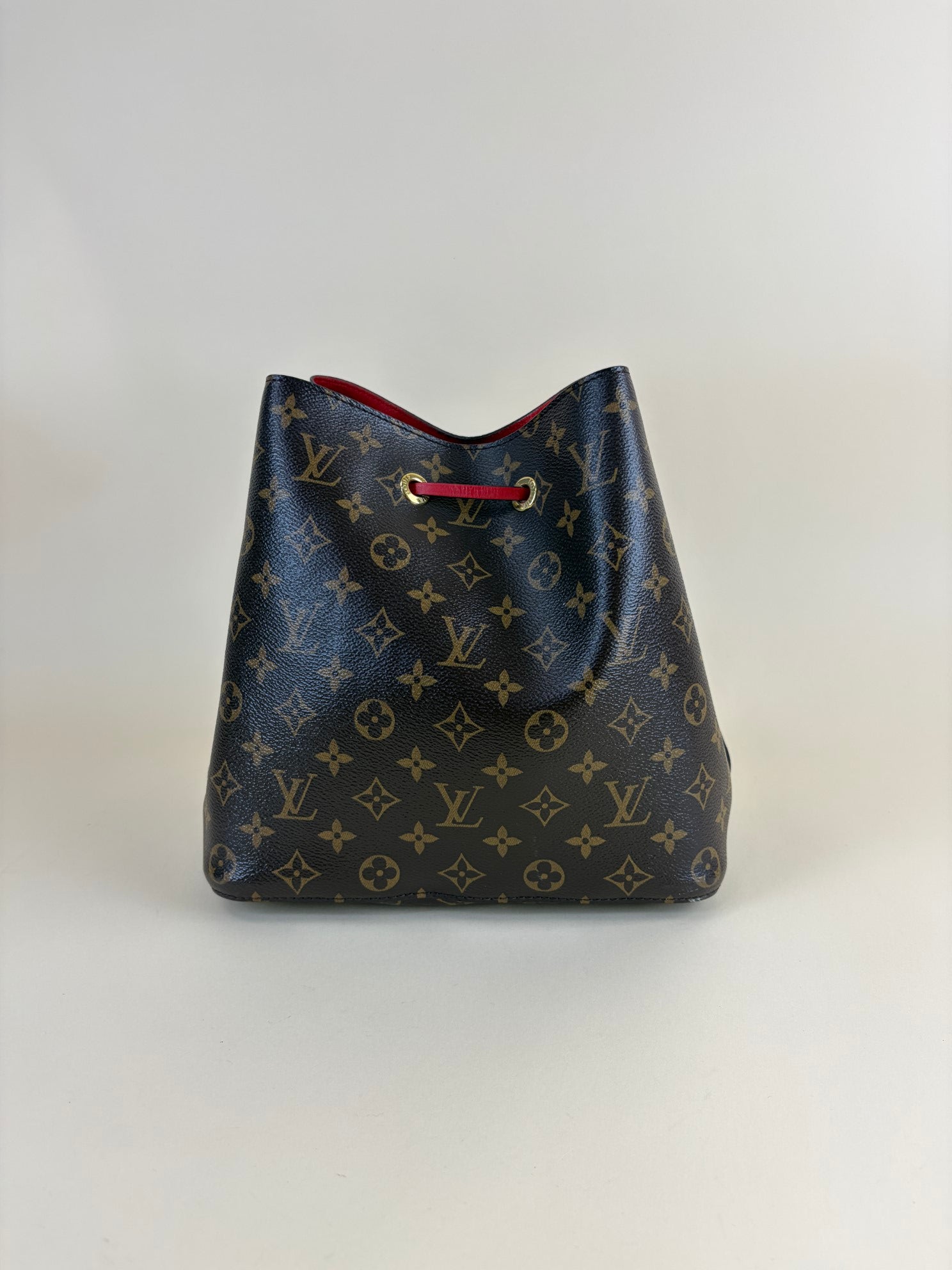 Louis Vuitton Monogram Neo Noe MM Handbag