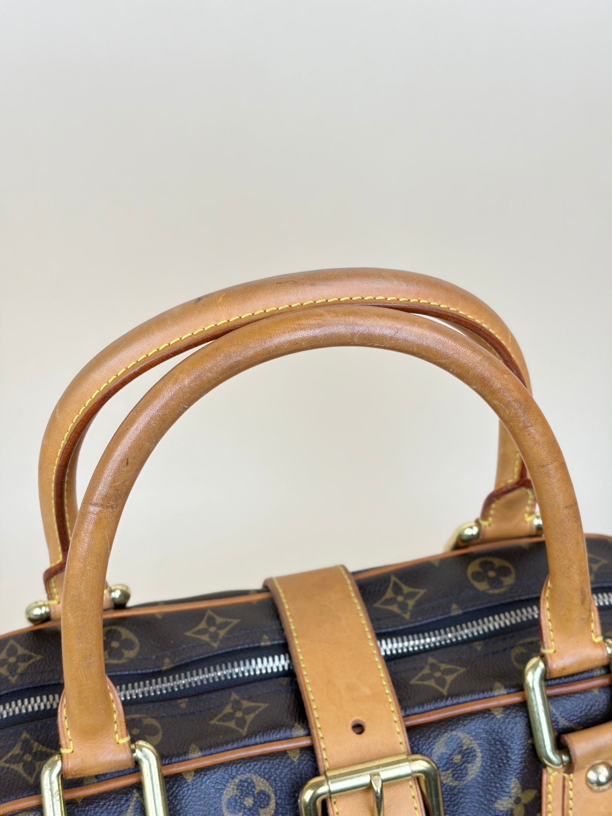 Louis Vuitton Monogram Manhattan GM Tote Bag