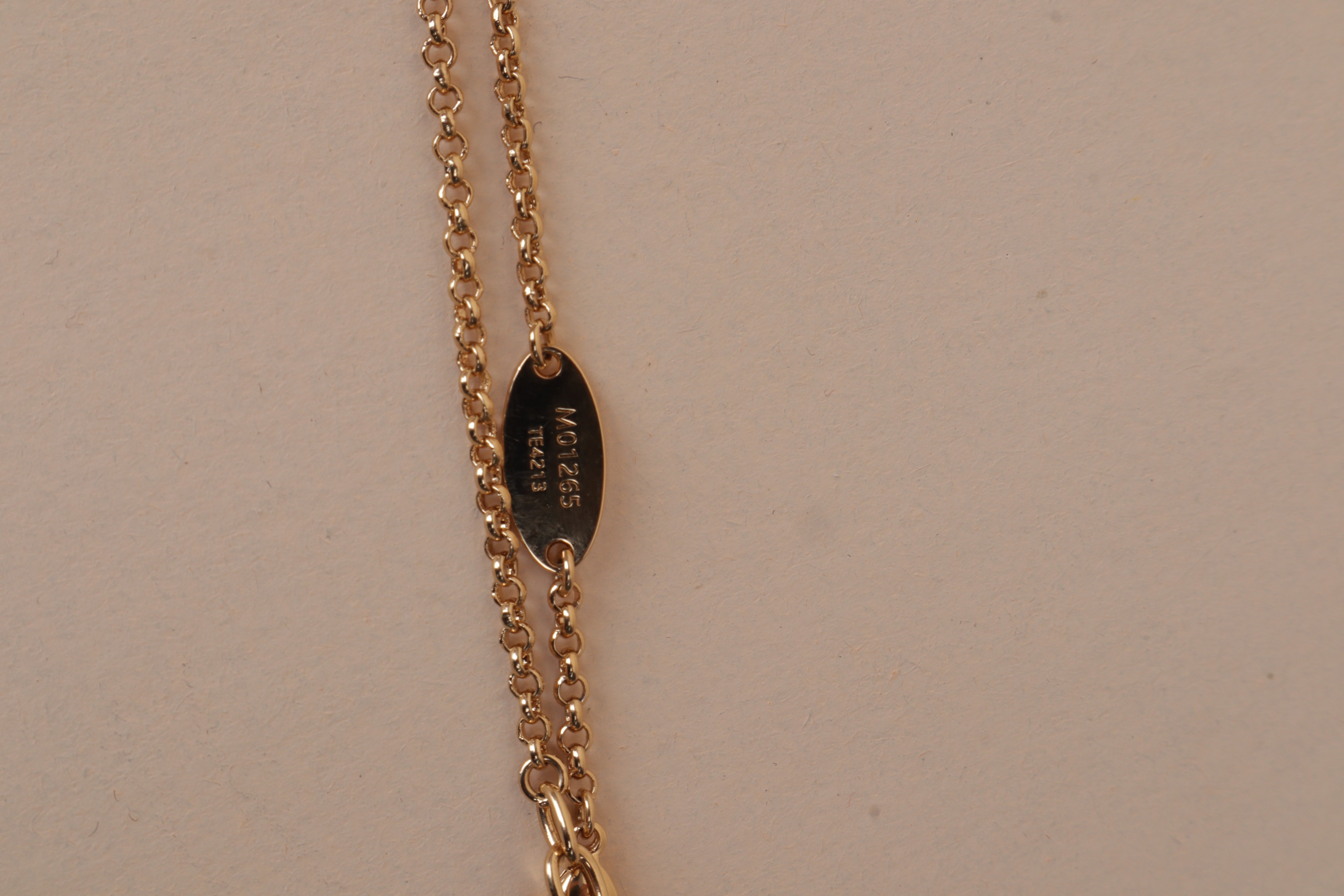 Louis Vuitton Rose Gold AND white Color Sun flower Necklace