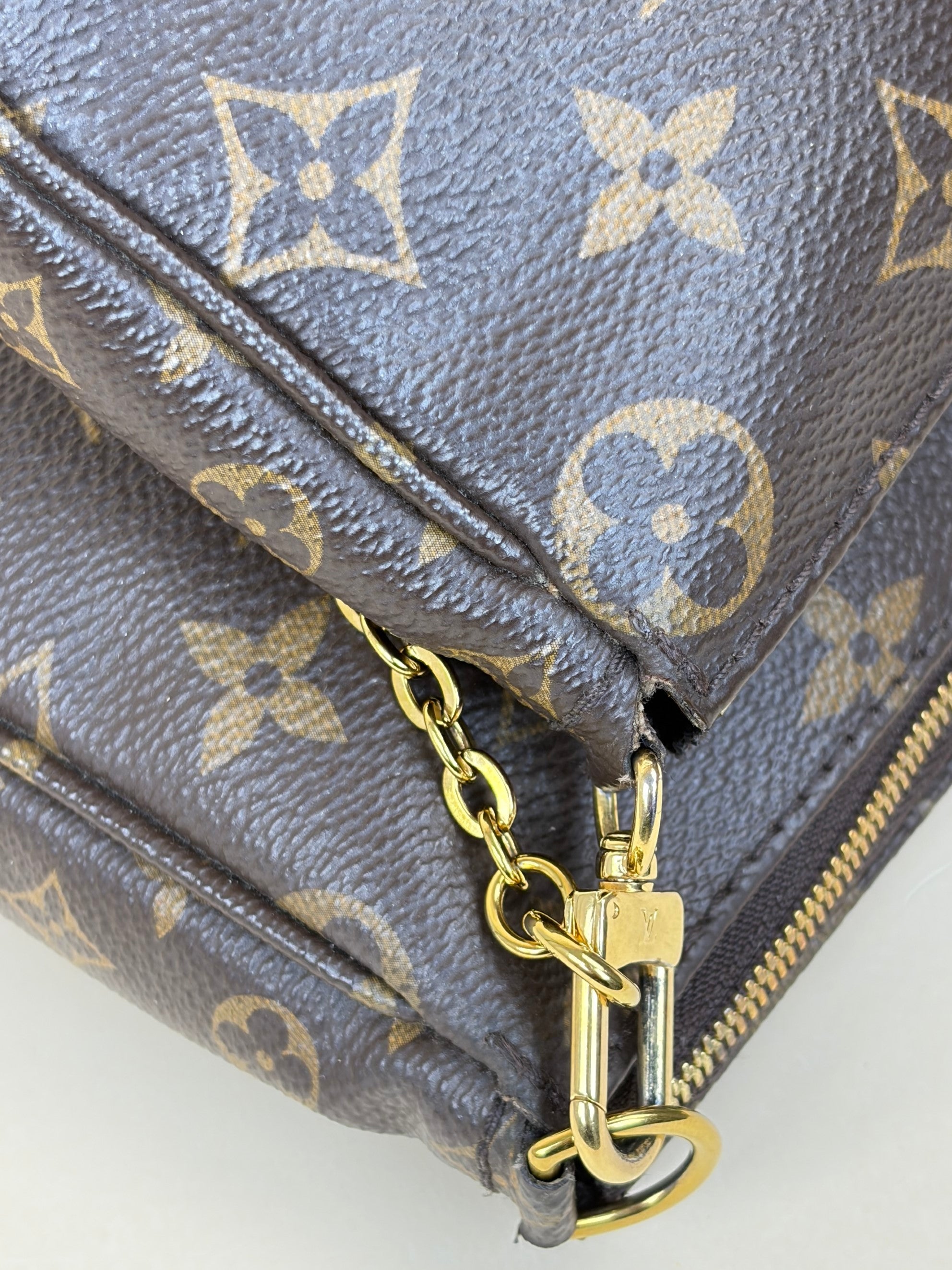 Louis Vuitton Light Pink Monogram Multi Pochette Shoulder Bag