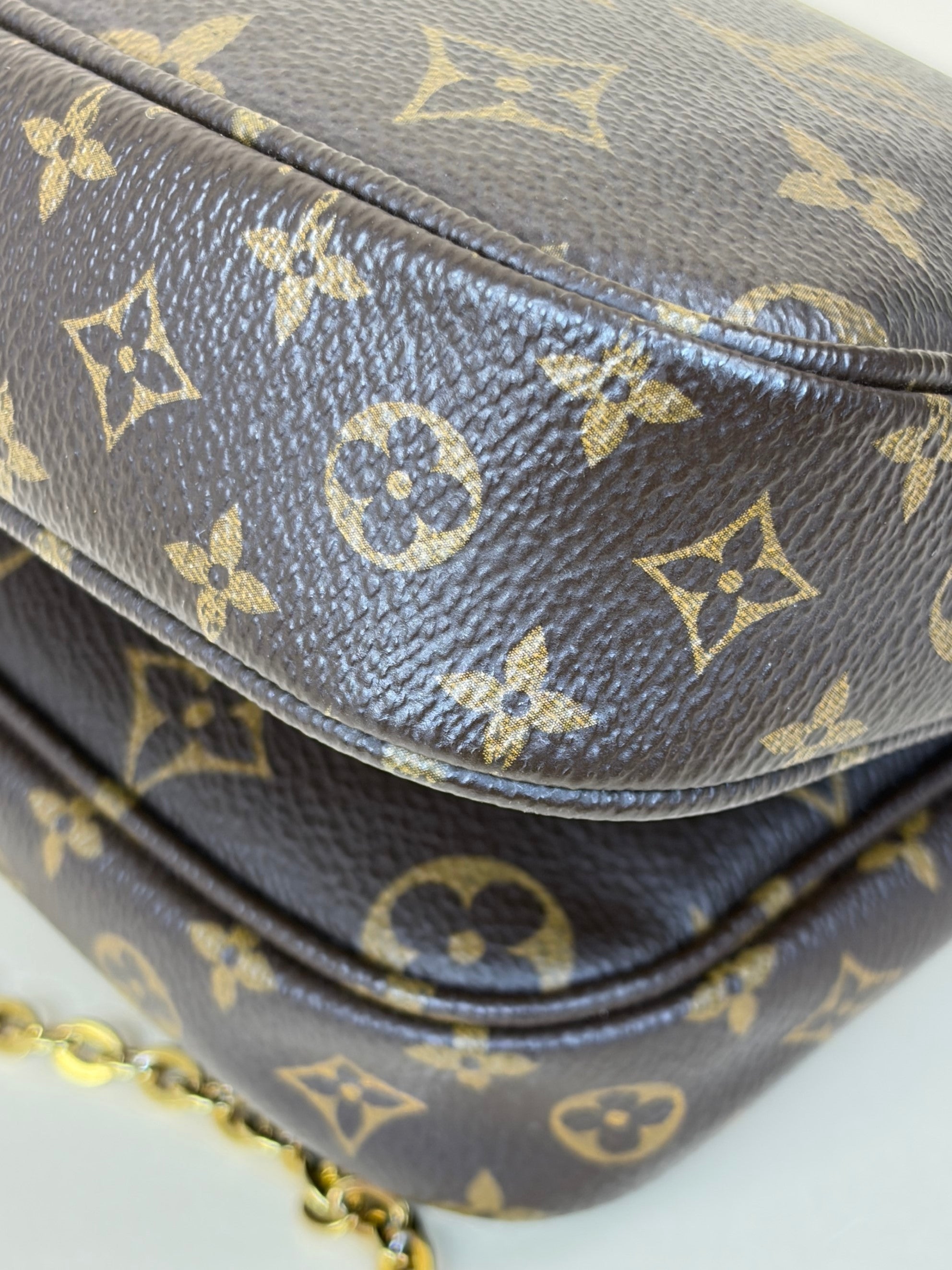 Louis Vuitton Light Pink Monogram Multi Pochette Shoulder Bag