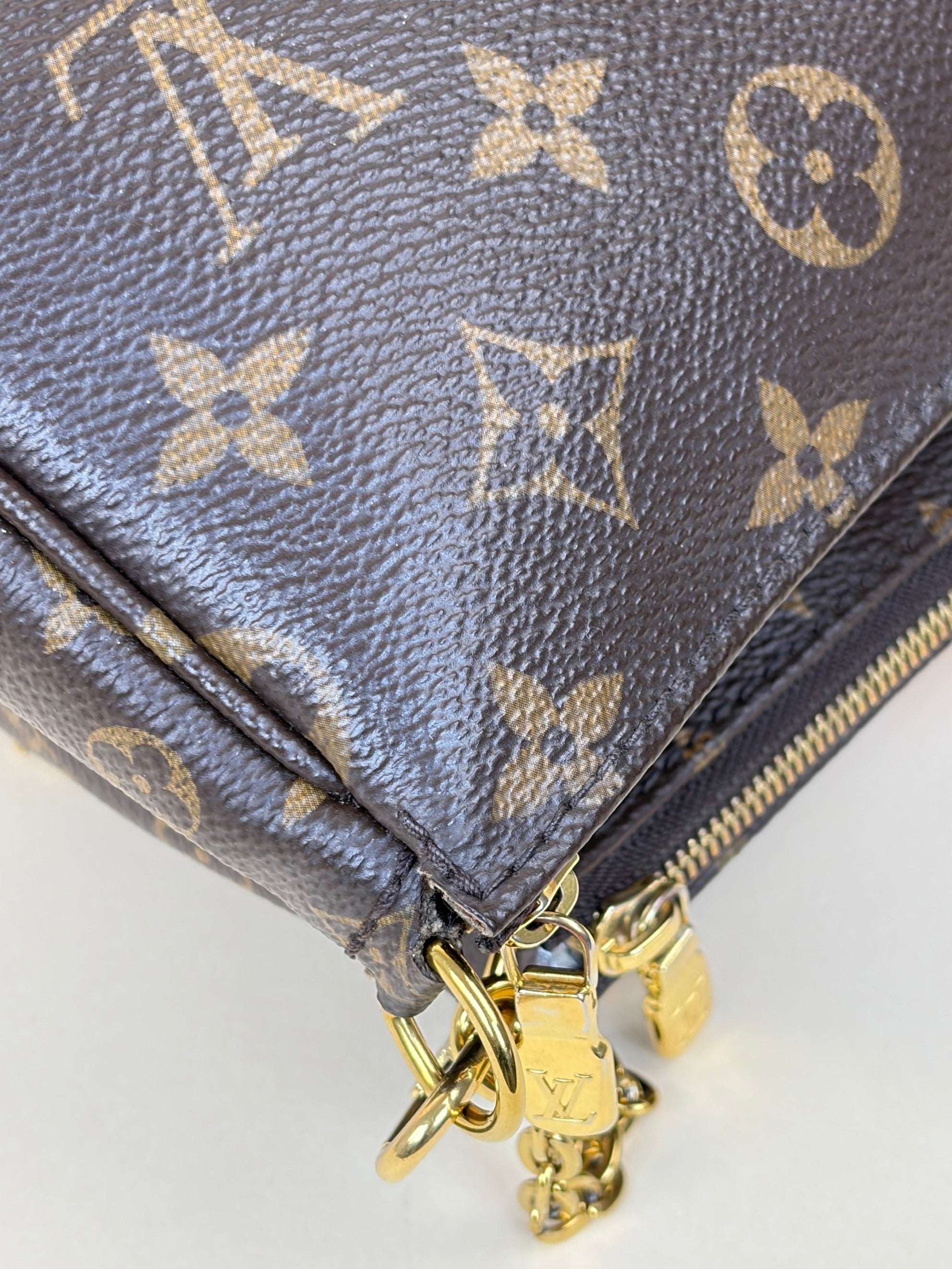 Louis Vuitton Light Pink Monogram Multi Pochette Shoulder Bag