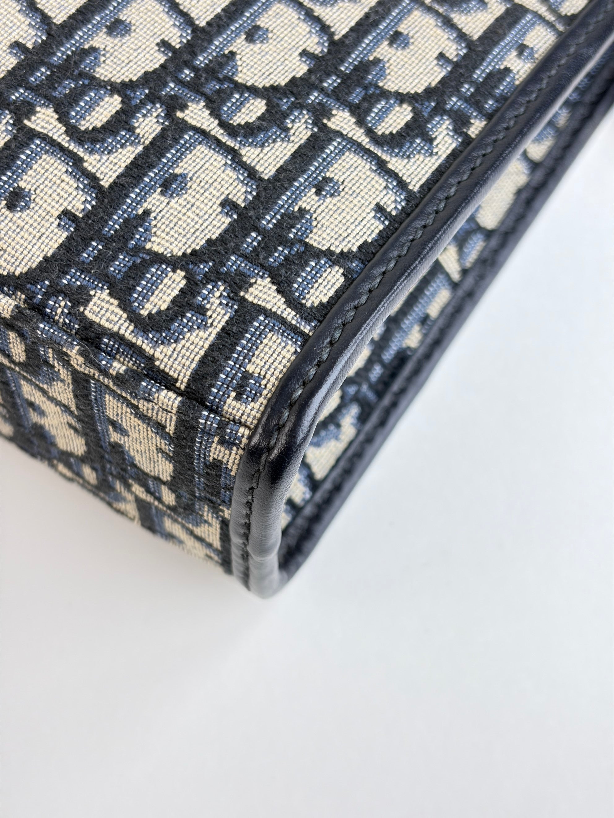 Dior navy oblique jacquard 30 Montaigne pouch clutch