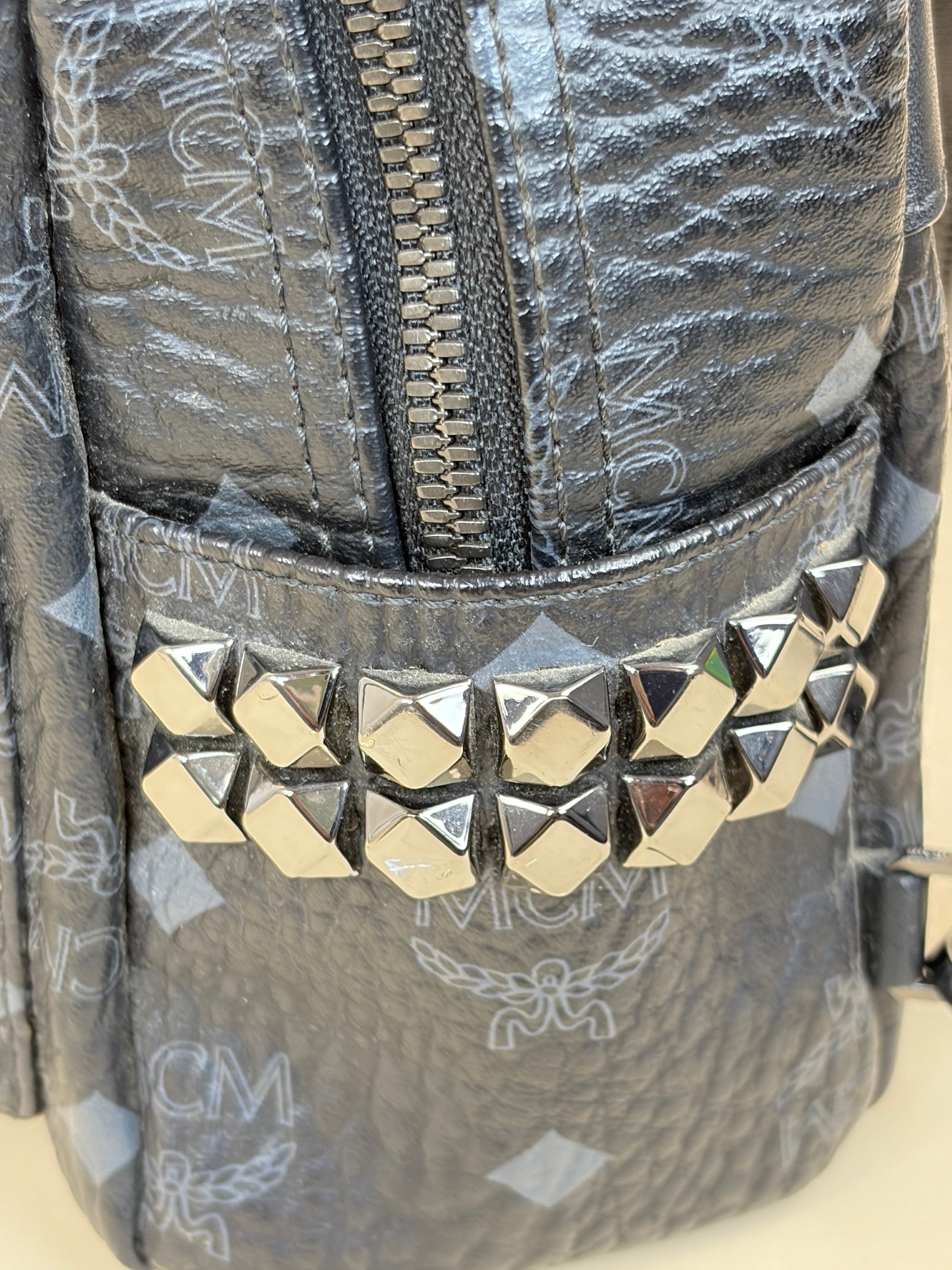 MCM black Stark Bebe Boo Studs Visitos side