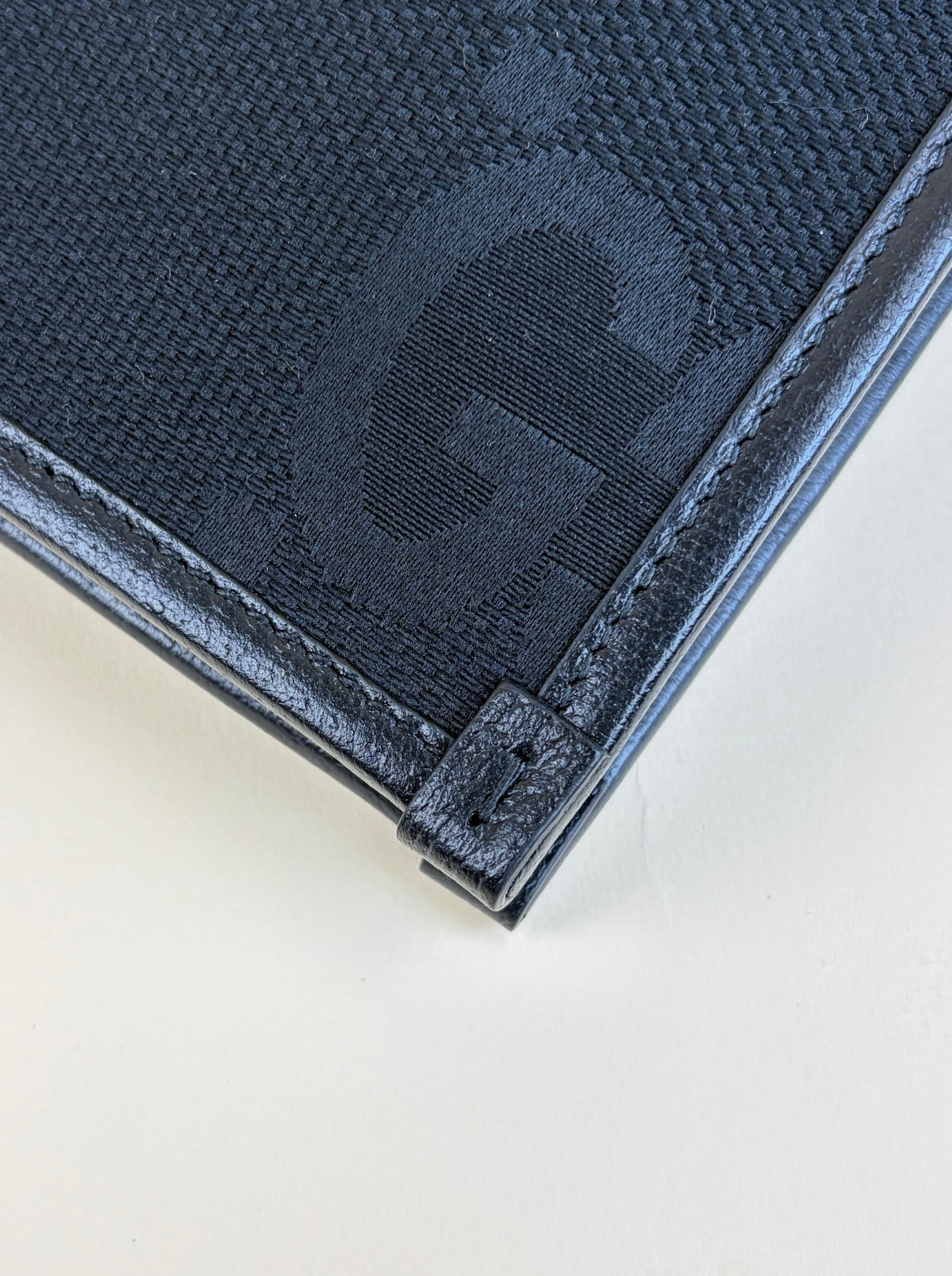 Gucci Black Jumbo GG Unisex Pouch