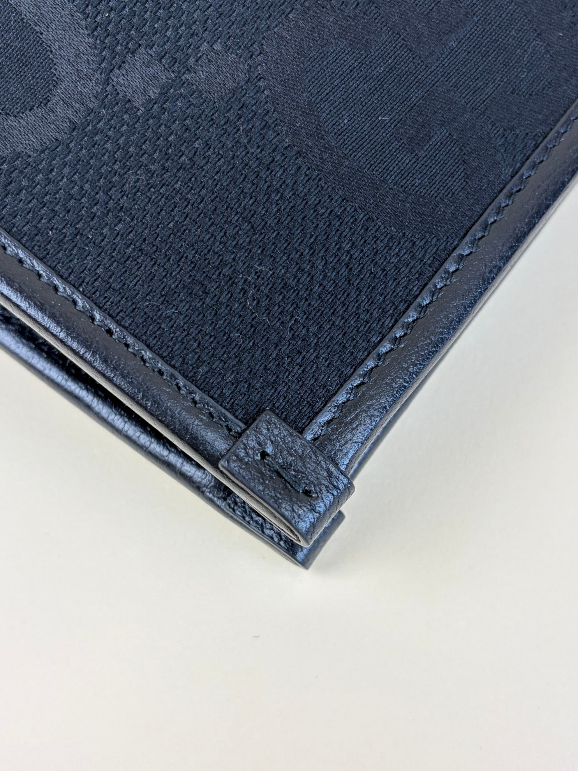 Gucci Black Jumbo GG Unisex Pouch