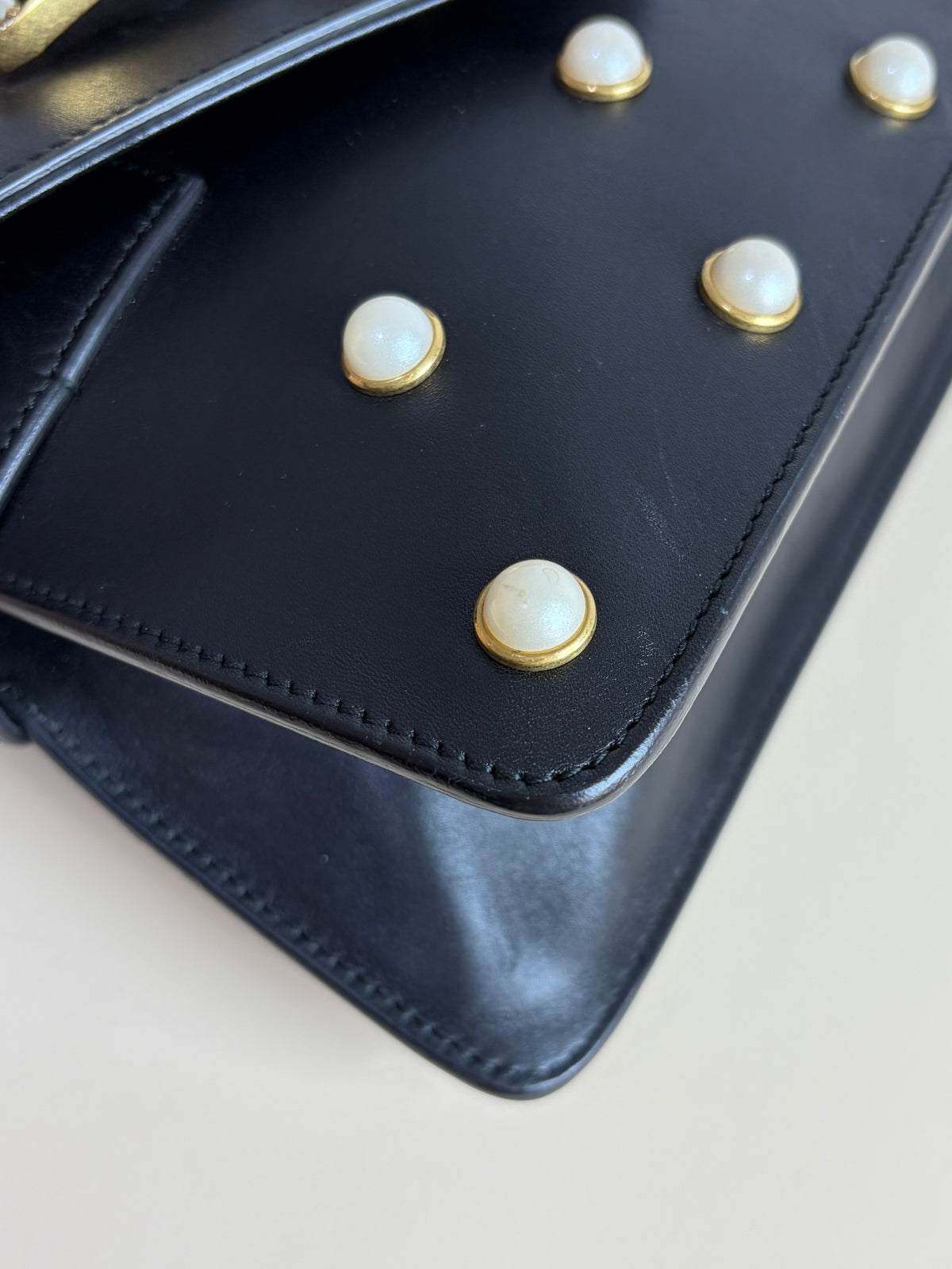 Gucci black leather pearl studded mini Broadway bee shoulder bag