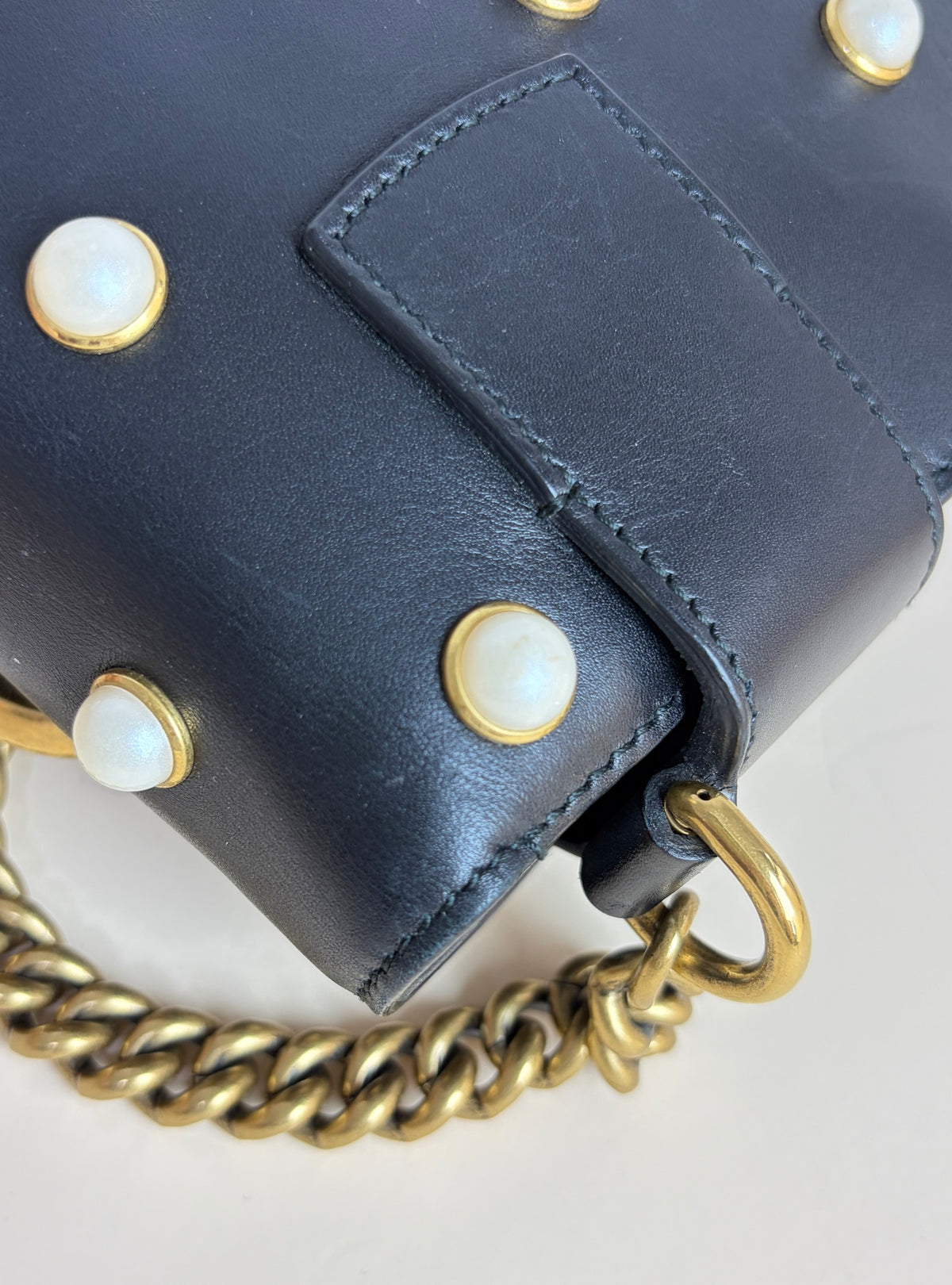 Gucci black leather pearl studded mini Broadway bee shoulder bag