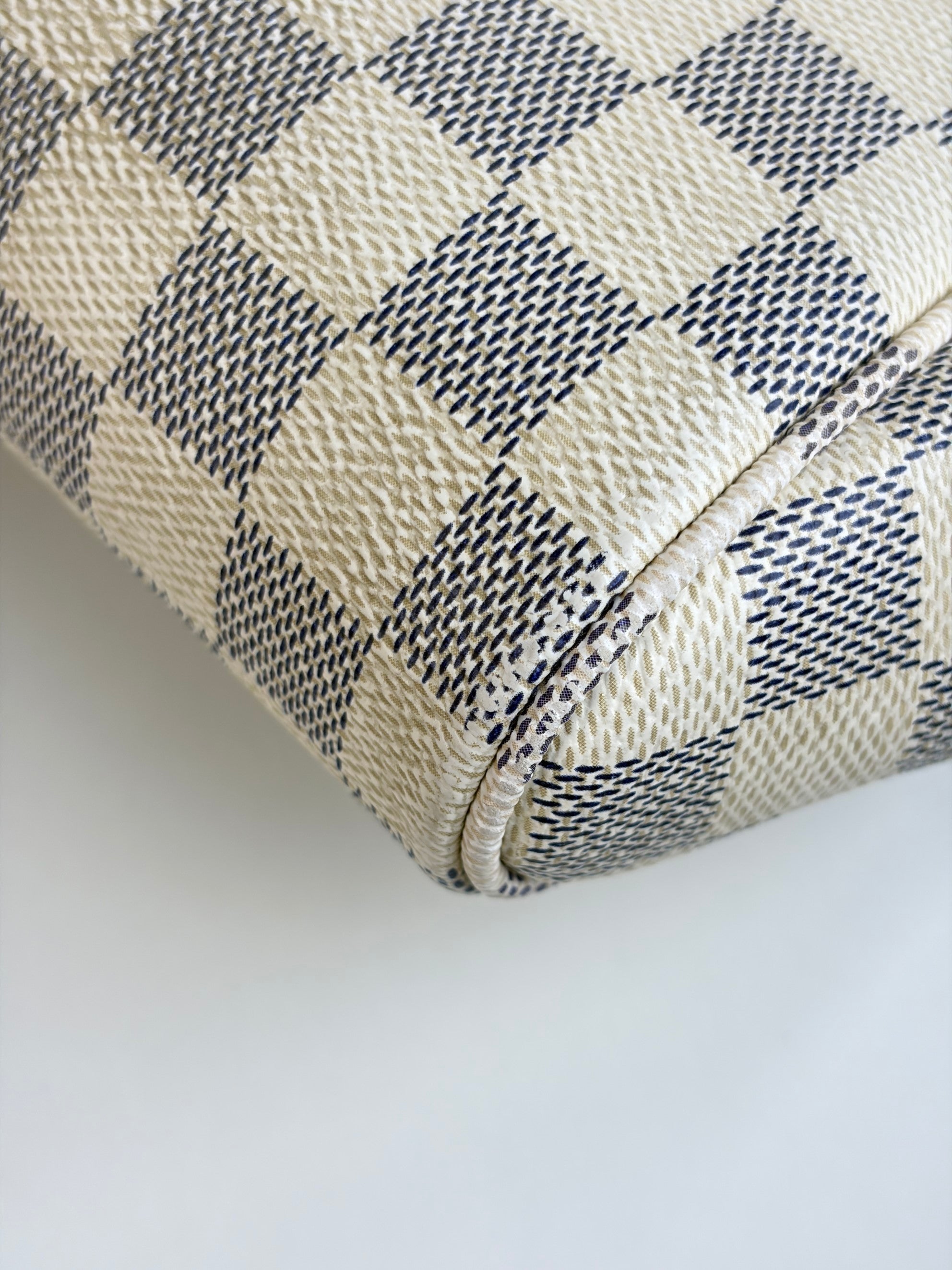 Louis Vuitton Damier Azur favorite mm