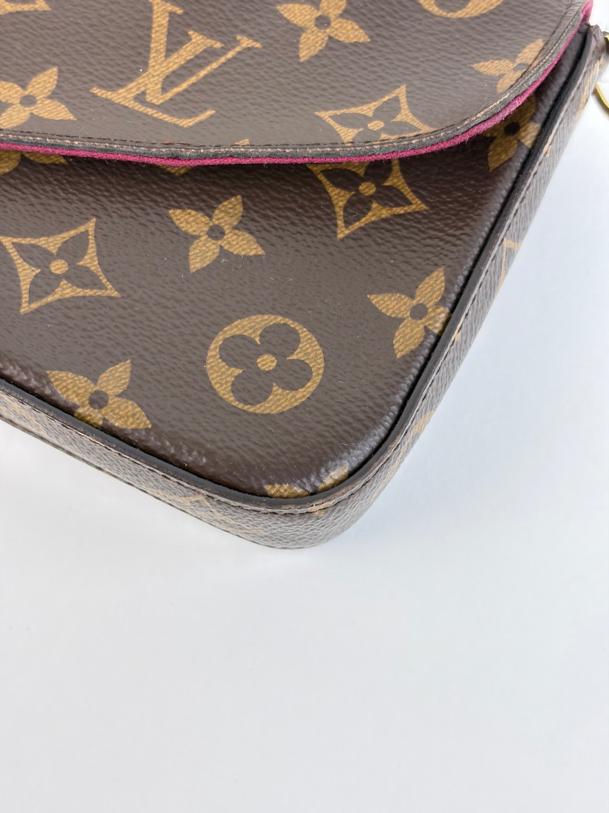 Louis Vuitton fuchsia and Monogram canvas Pochette Felicie