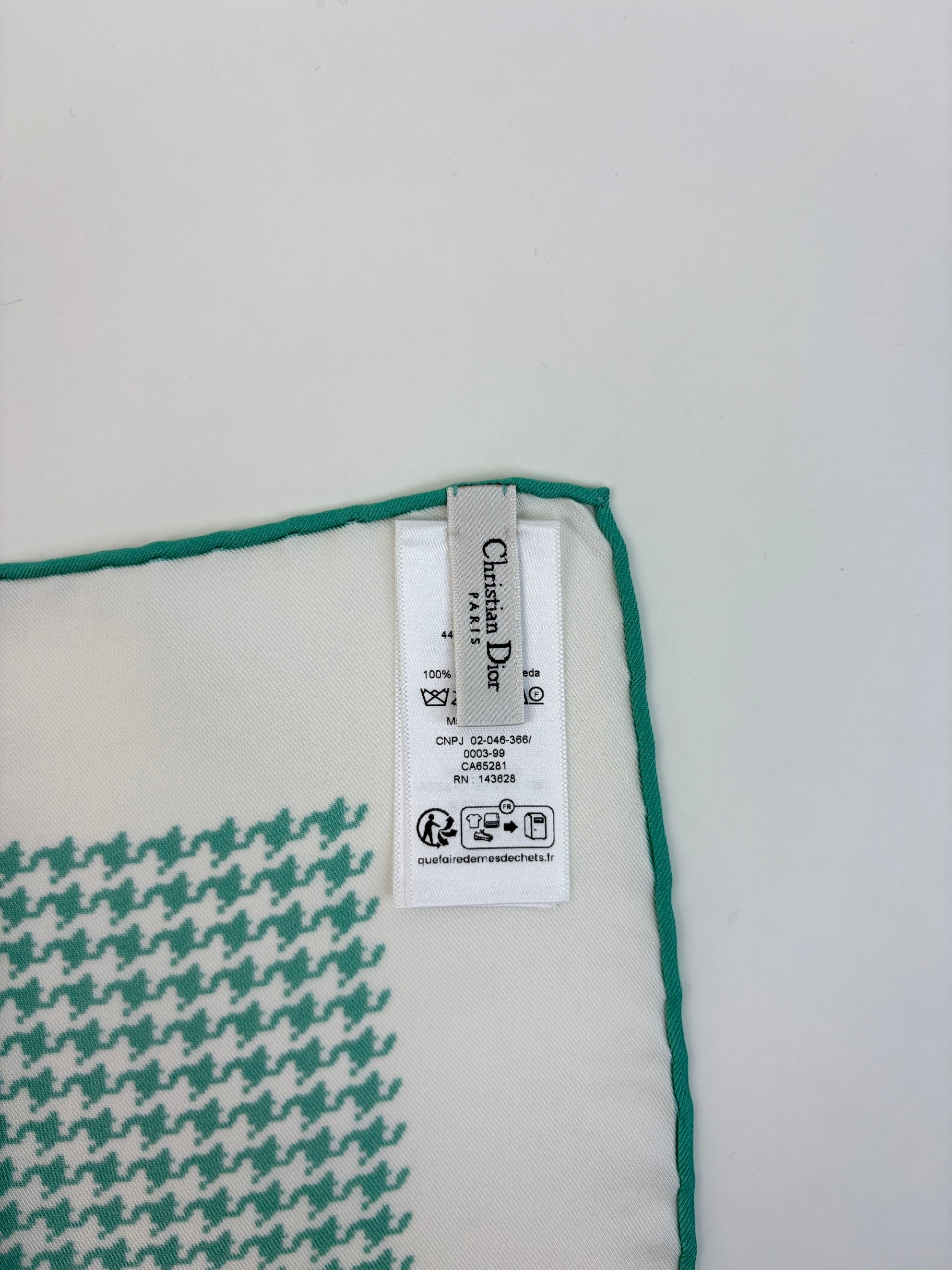 Christian Dior new Montaigne 70 green/white
