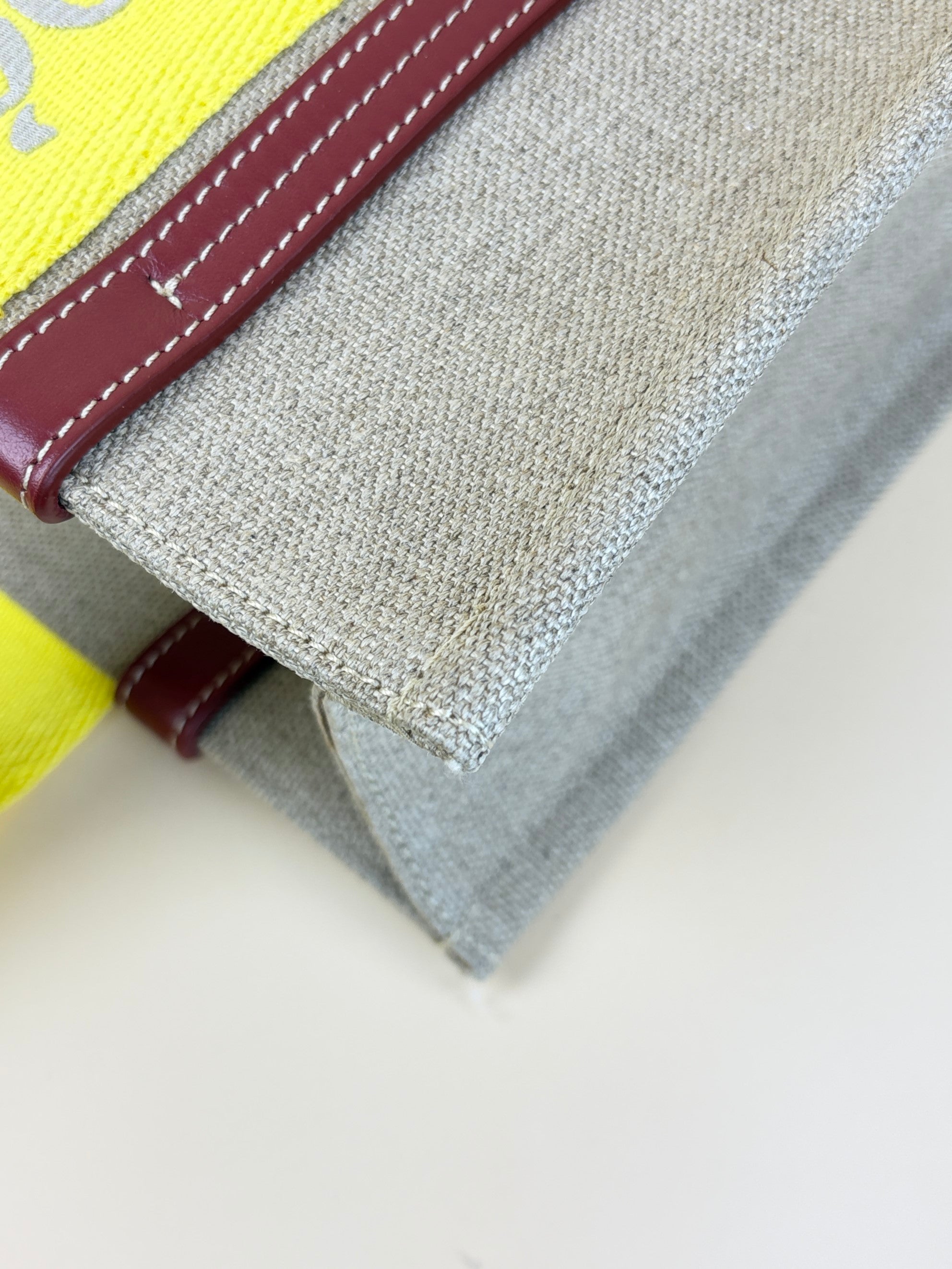 Chloe bergandy yellow Woody Tote Bag
