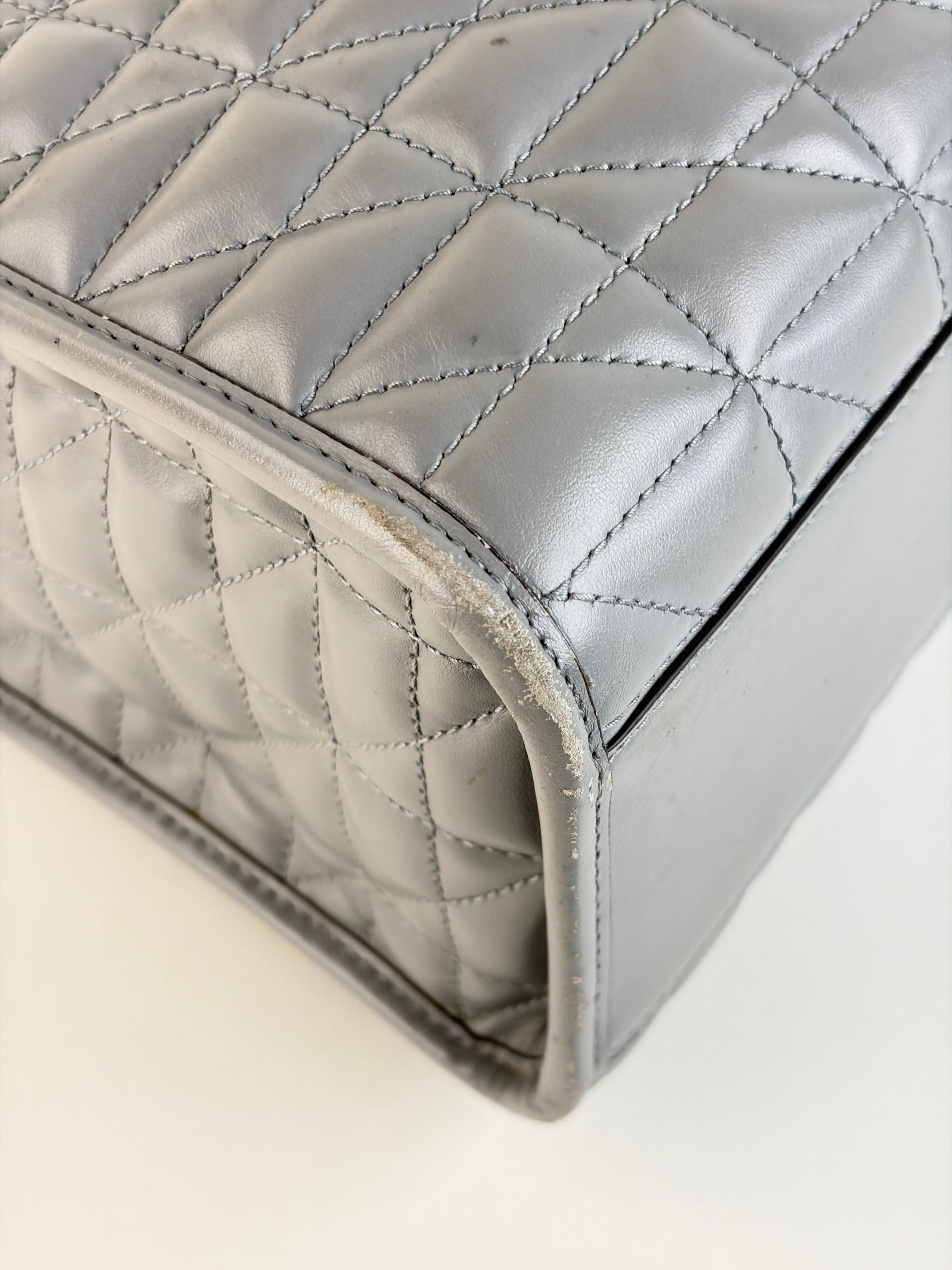 Gucci grey gg Marmont matelassé shopping tote bag