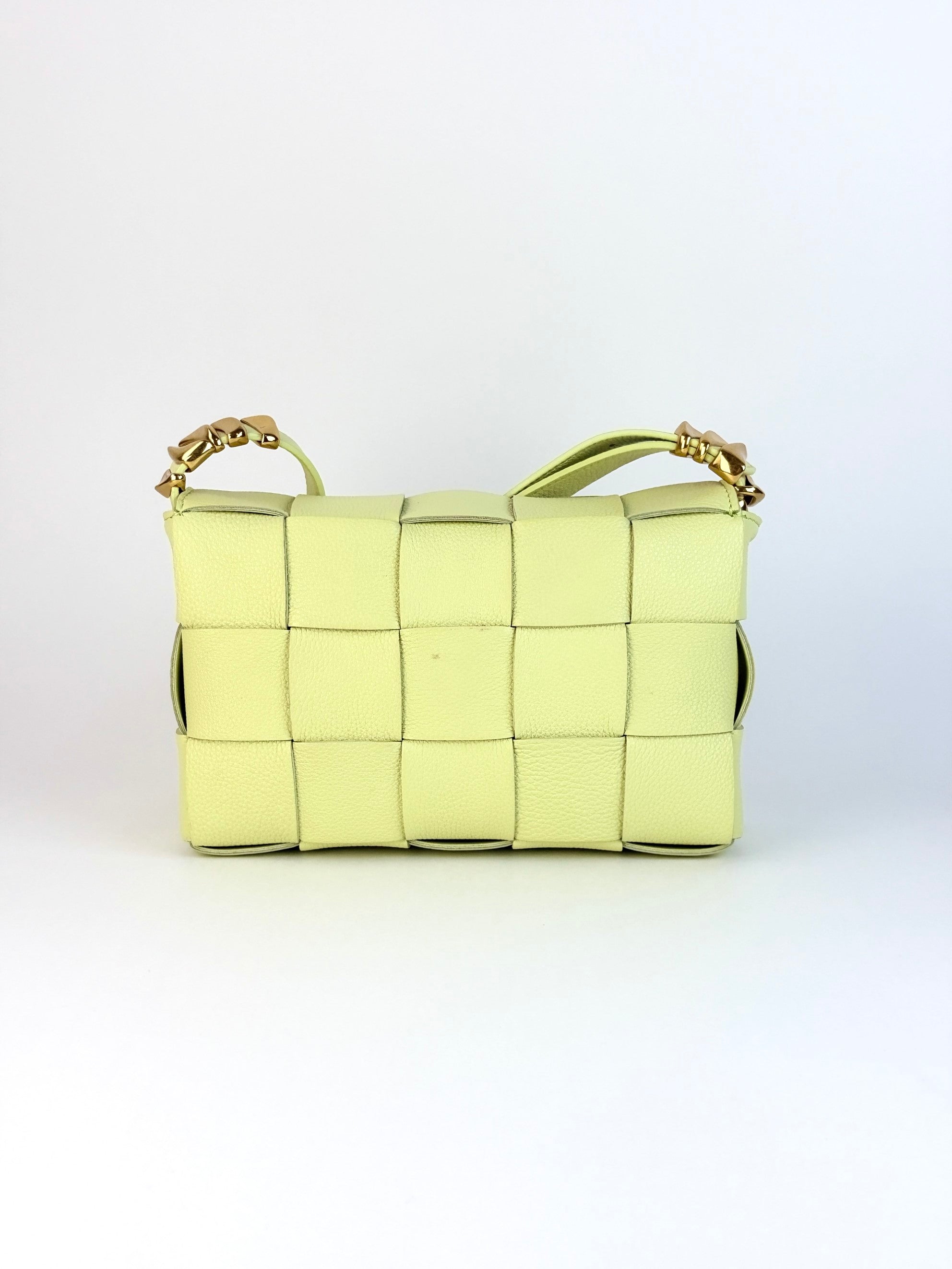 Bottega lemon washed grained calfskin maxi intreccato Veneta Beige Cassette Bag