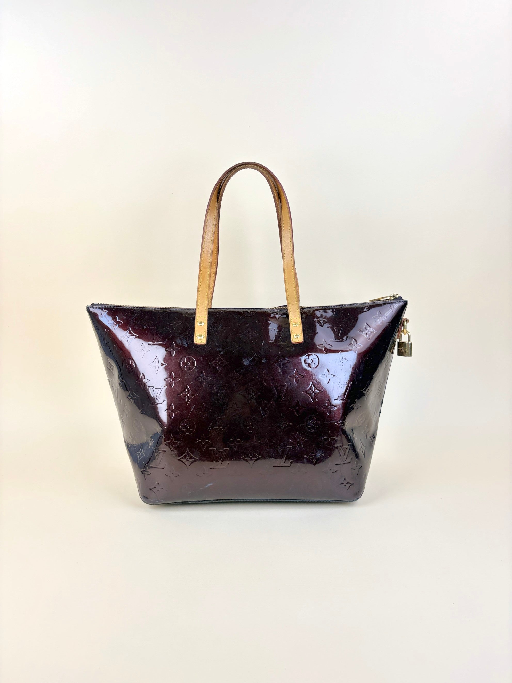 Louis Vuitton Amarante Monogram Vernis Bellevue Tote Bag