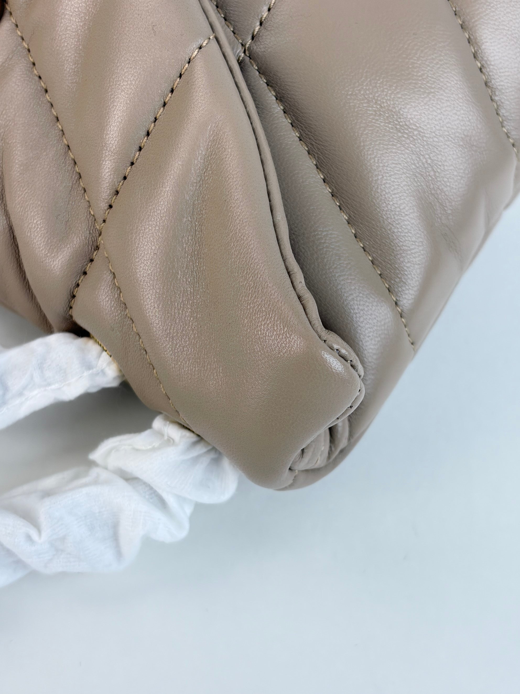 YSL beige lambskin Loulou Buffer toy