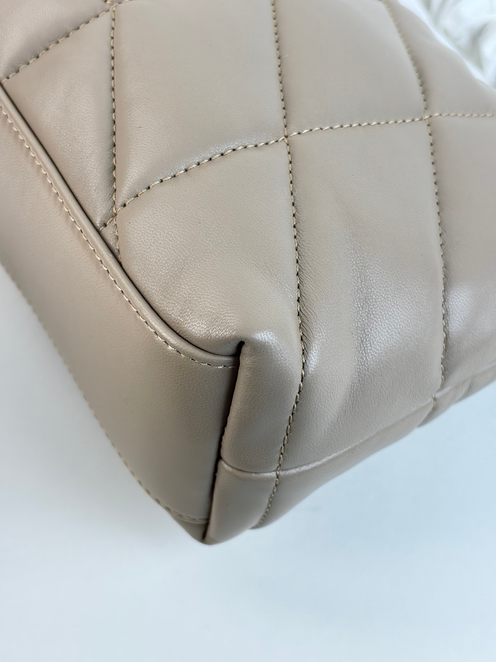 YSL beige lambskin Loulou Buffer toy
