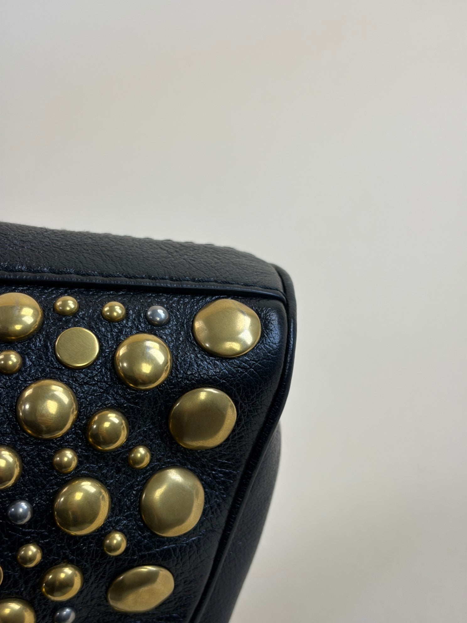 GUCCI studded smeare- Bella black