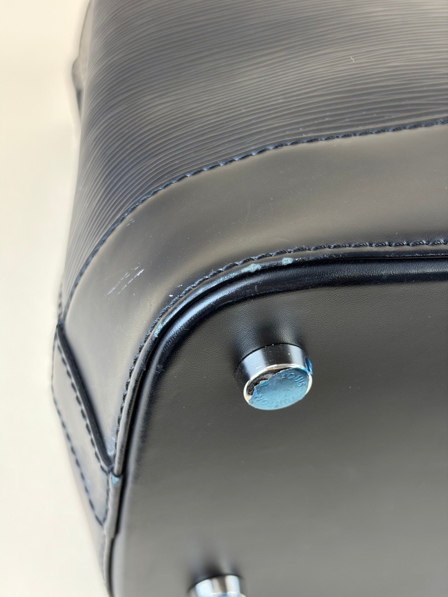 LOUIS VUITTON Mirabeau GM black epi