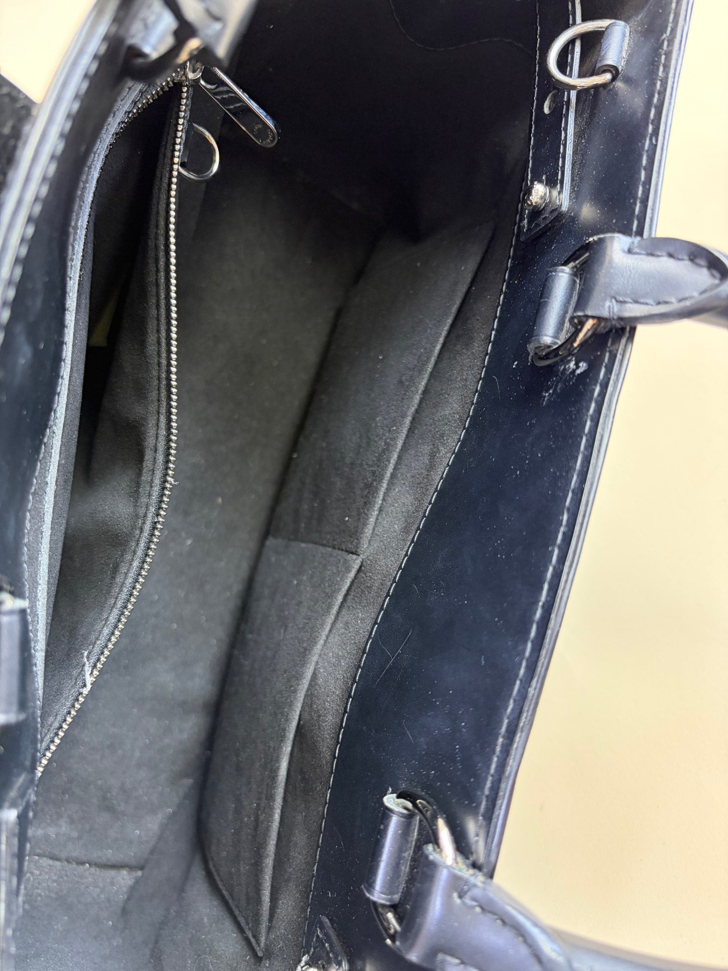 LOUIS VUITTON Mirabeau GM black epi