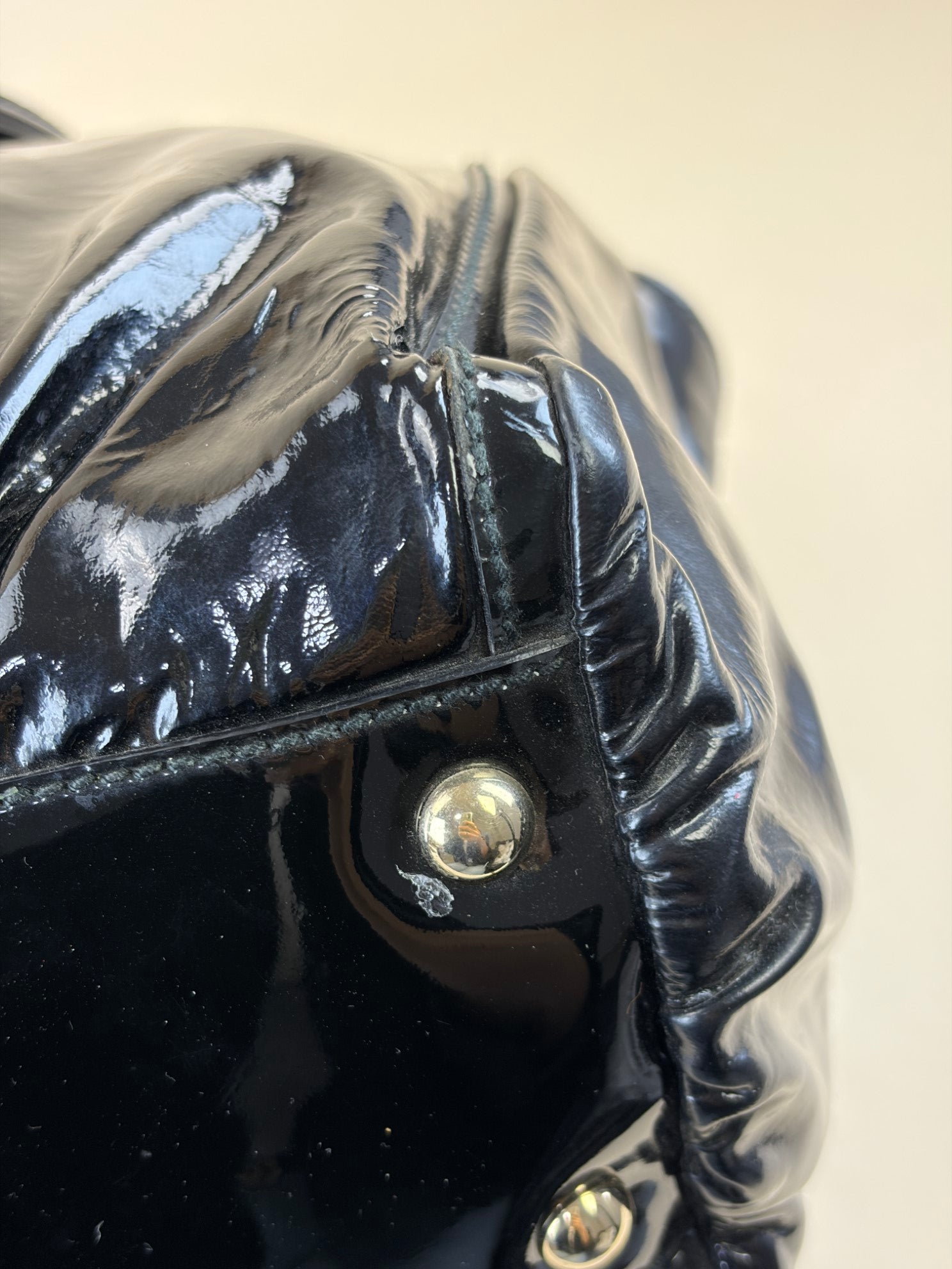 GUCCI vinyl-D black vernis shoulder bag